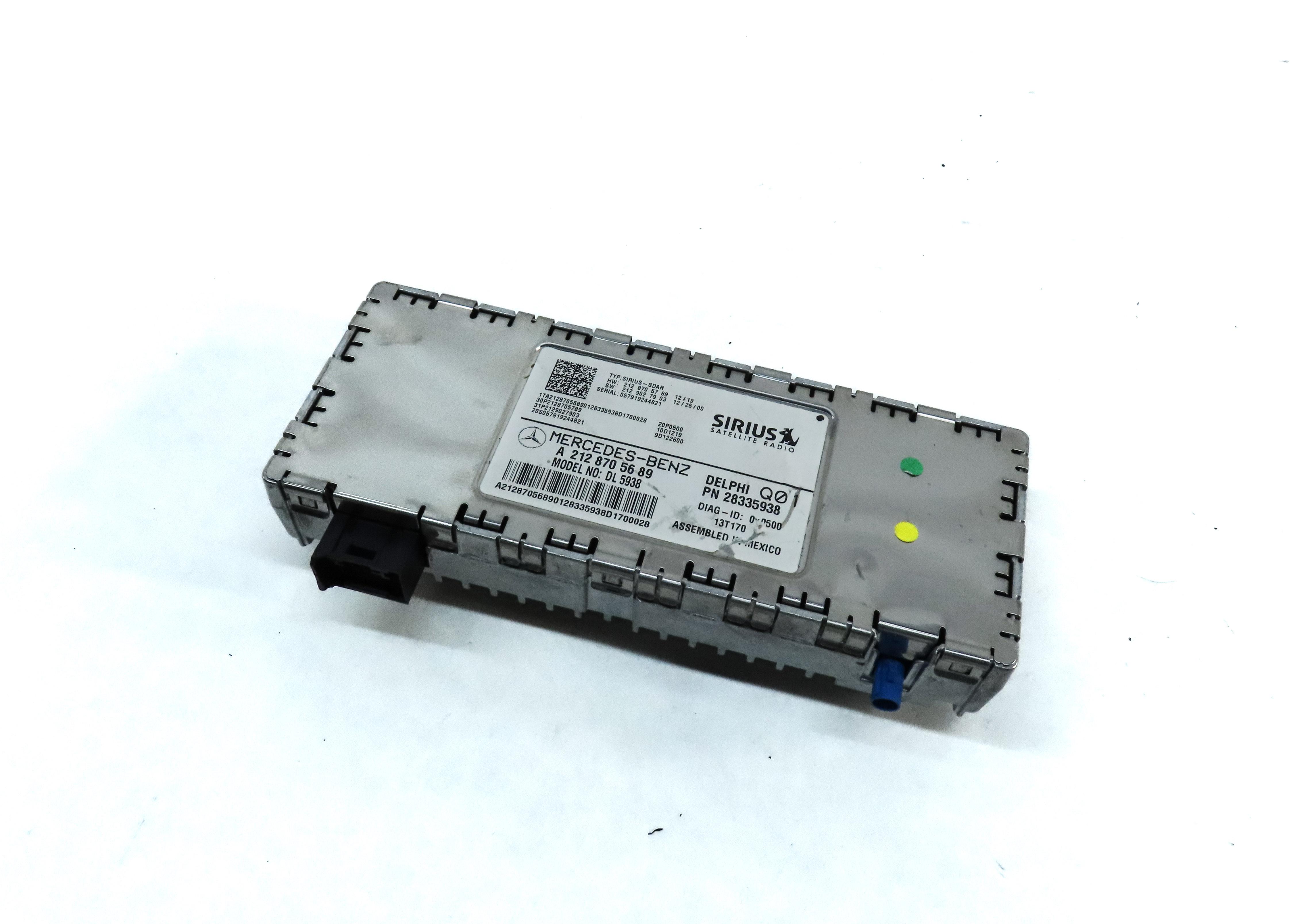 2014 MERCEDES C300 (W204) SIRIUS SATELLITE RADIO RECEIVER CONTROL MODULE — exact item pictured