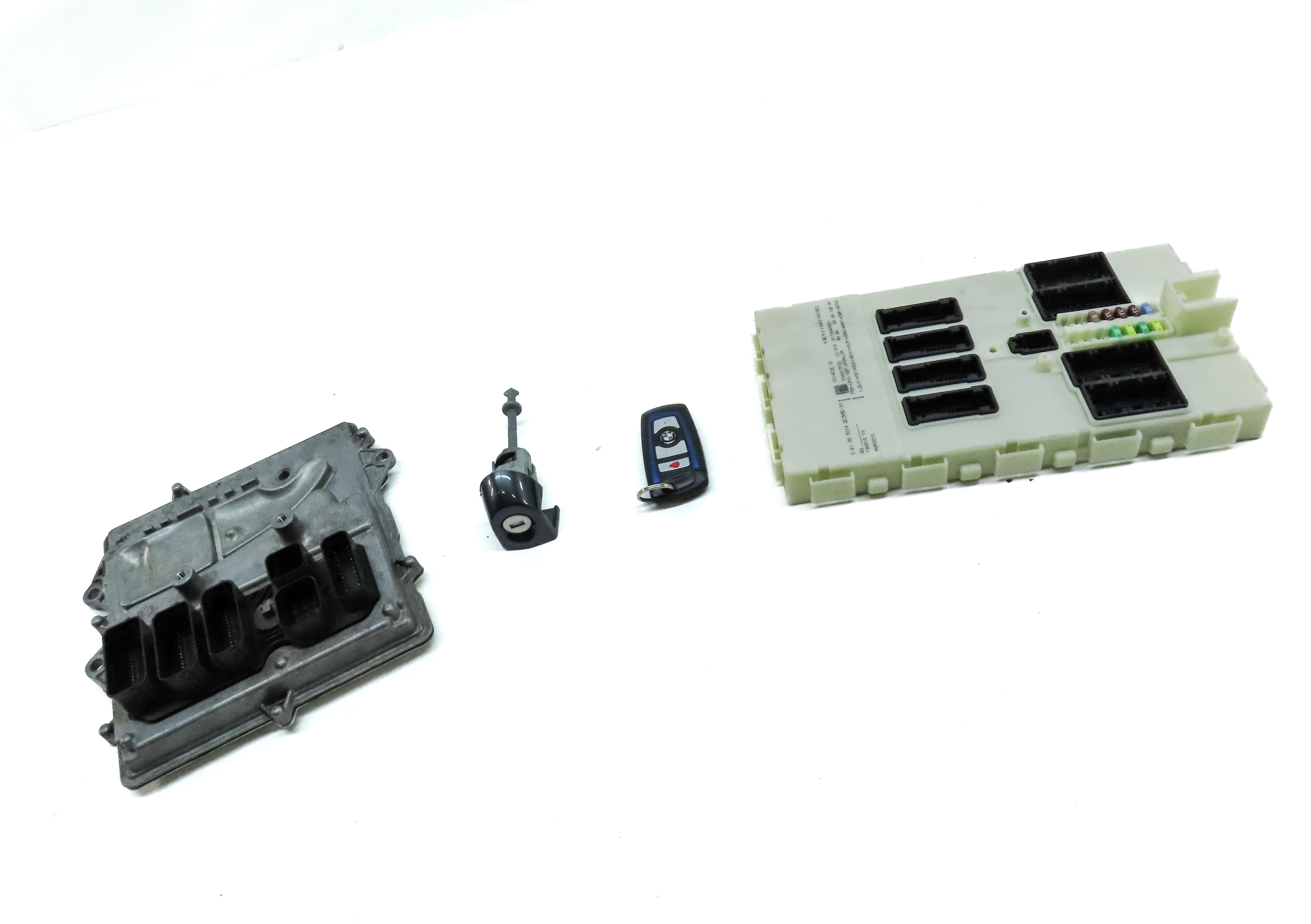 2013 BMW 335i SEDAN F30 3.0L TWIN TURBO N55 RWD BODY ENGINE MODULE & KEY FOB SET — exact item pictured