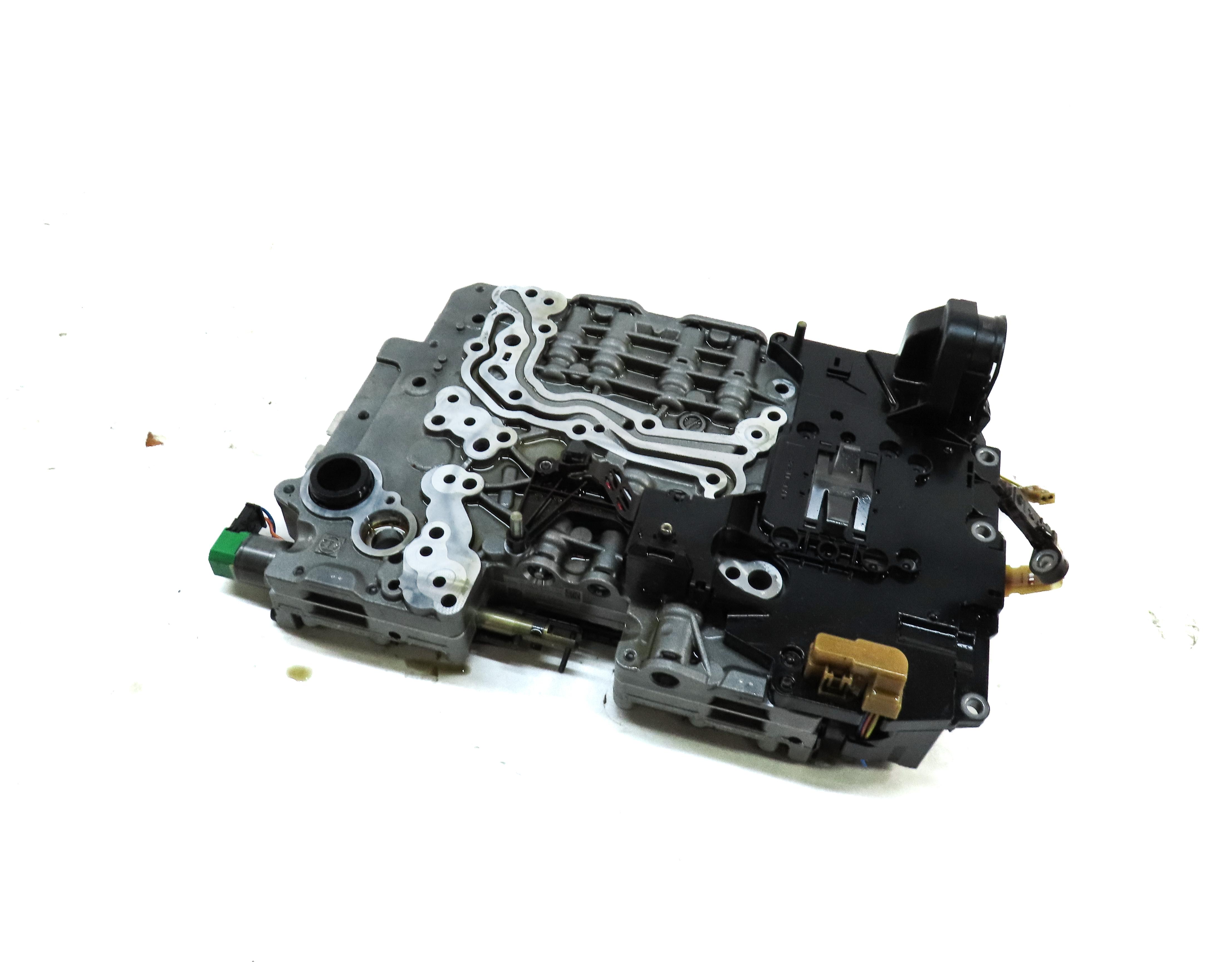 12-13 BMW 335i (F30) 8HP-45 RWD AUTOMATIC TRANSMISSION VALVE BODY w/ MECHATRONIC — exact item pictured