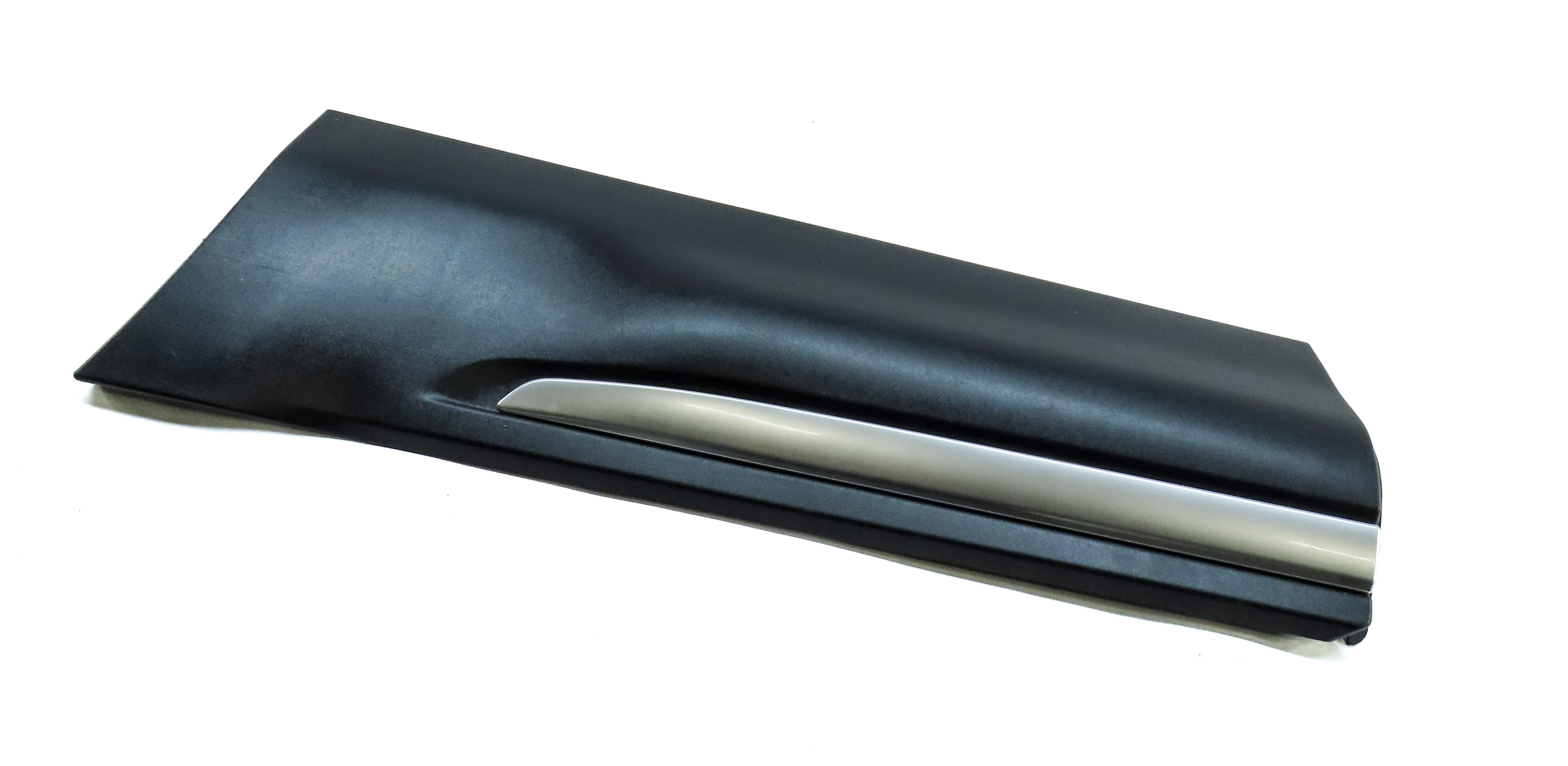 2016 LAND RANGE ROVER EVOQUE (L538) REAR LEFT LOWER DOOR TRIM MOULDING (BLACK) — exact item pictured