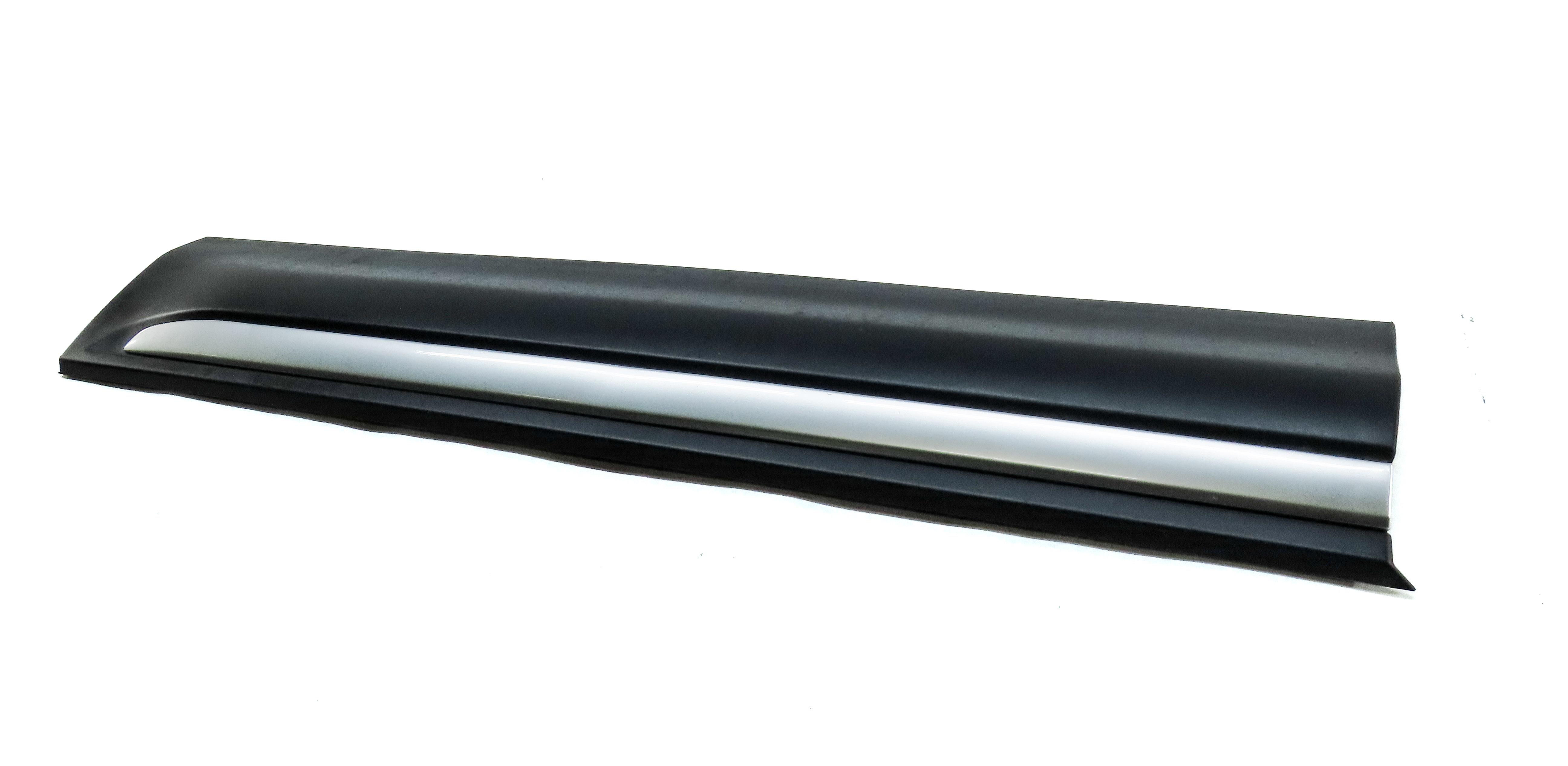 2016 LAND RANGE ROVER EVOQUE (L538) FRONT RIGHT LOWER DOOR TRIM MOULDING (BLACK) — exact item pictured