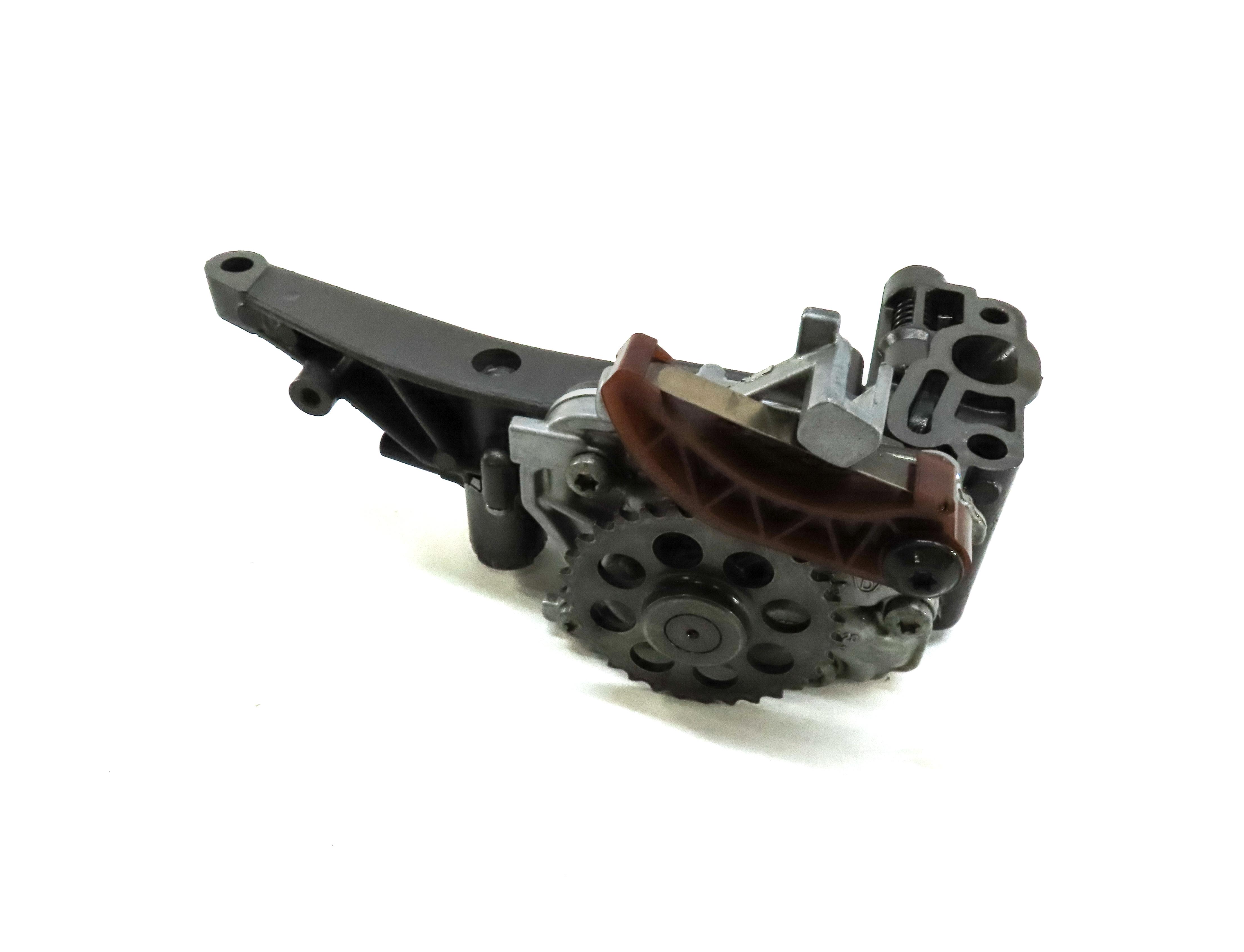 2013 MERCEDES E-CLASS COUPE (W207) 3.5L M276 ENGINE OIL PUMP 2781310601 — exact item pictured