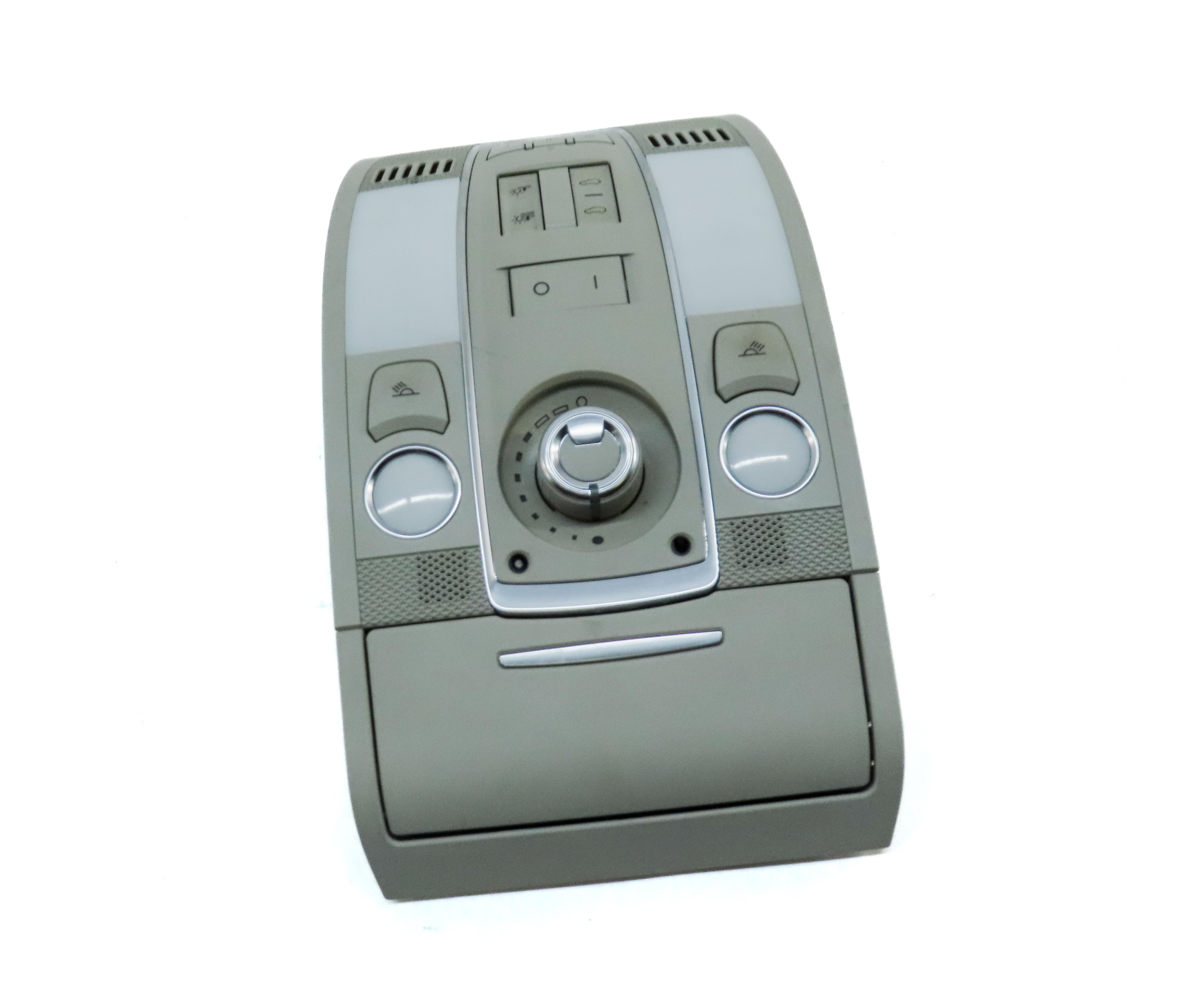 2010 AUDI Q7 (4L) FRONT DOMELIGHT MAP READING COURTESY DOME LIGHT LAMP (GRAY) — exact item pictured