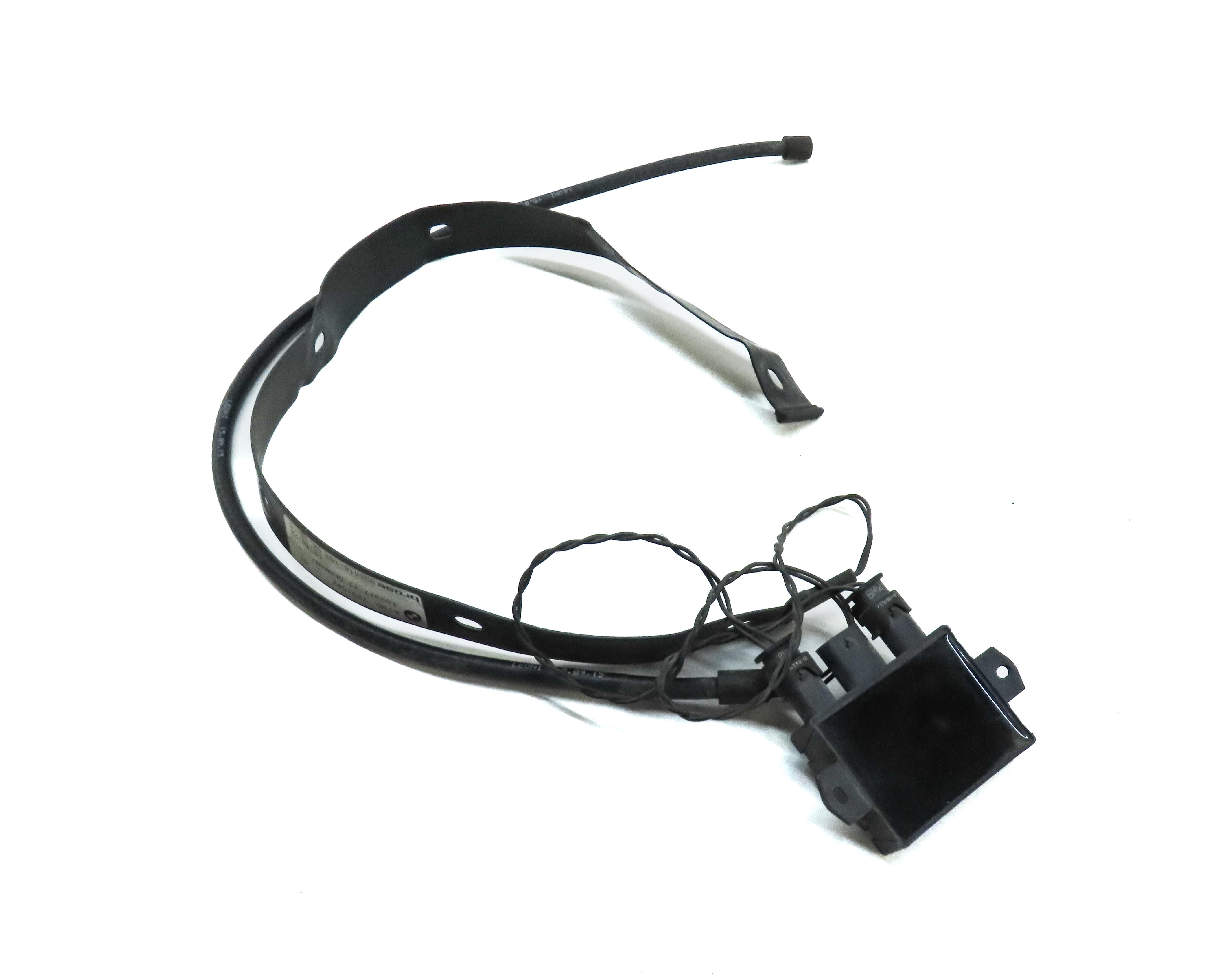 2016 BMW X1 (F48) REAR TRUNK KICK PANEL SMART OPENER MODULE w/ ANTENNA SENSOR — exact item pictured