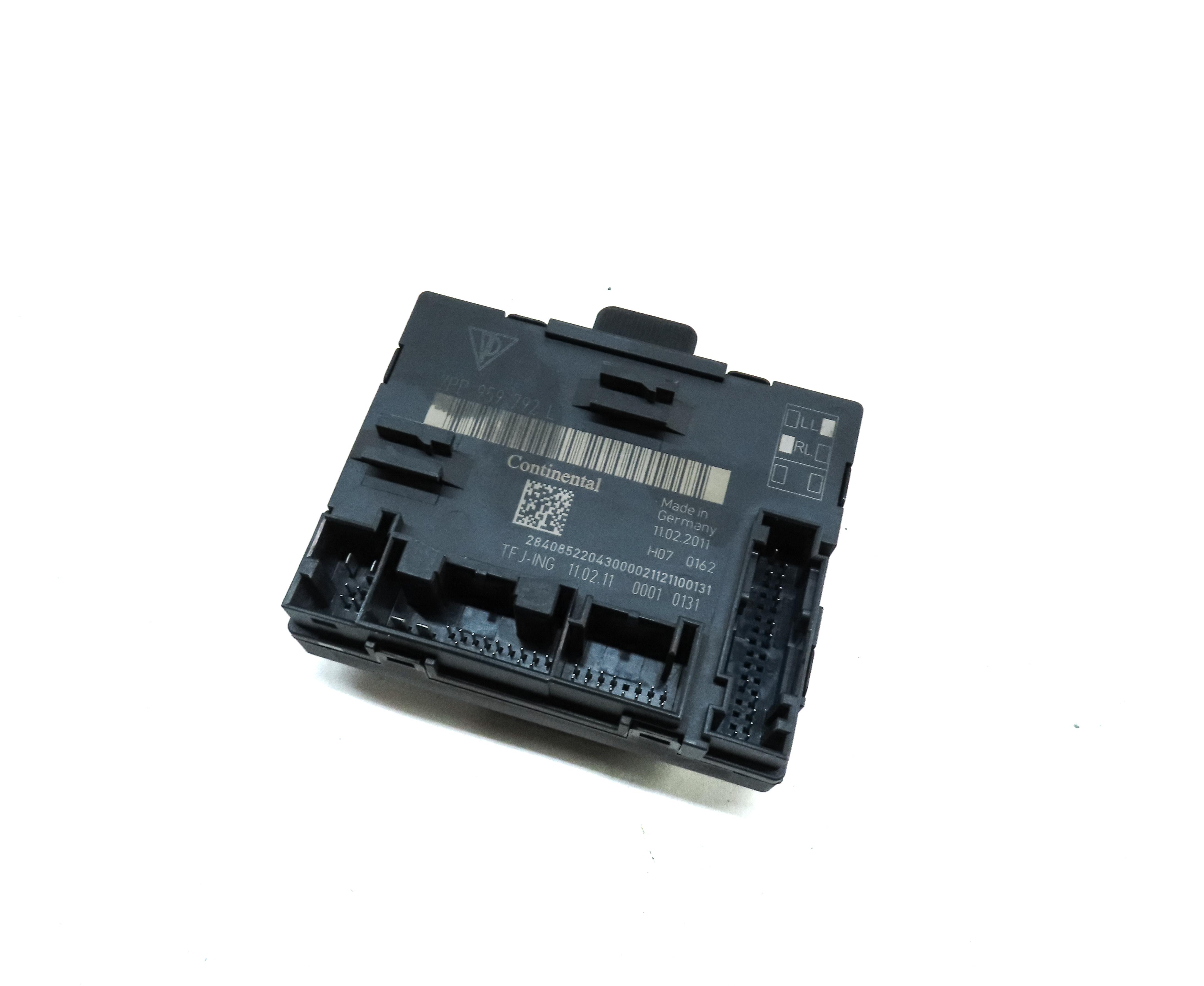 2011 PORSCHE CAYENNE (958) FRONT RIGHT PASSENGER DOOR CONTROL MODULE 7PP959792L — exact item pictured