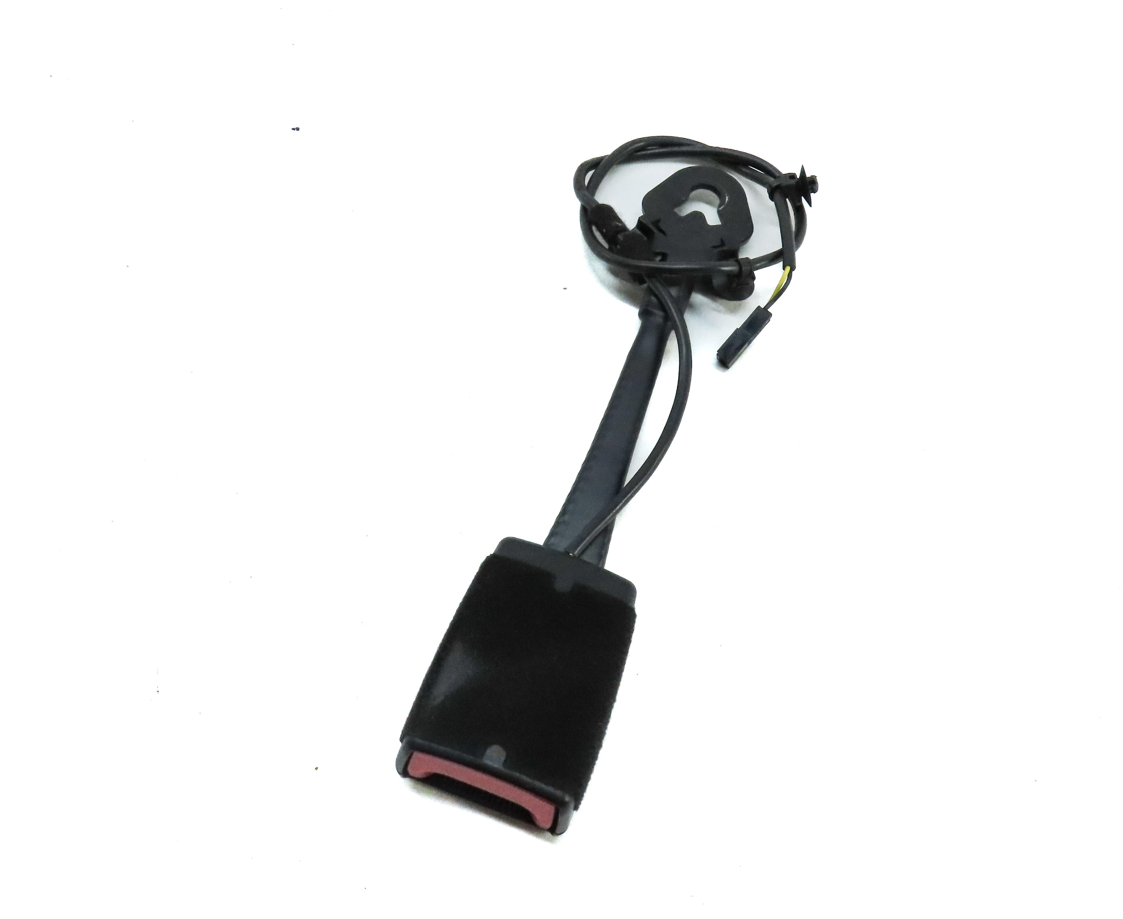 2011-2018 PORSCHE CAYENNE MACAN (958 95B) LEFT DRIVER SEATBELT BUCKLE RECEIVER — exact item pictured
