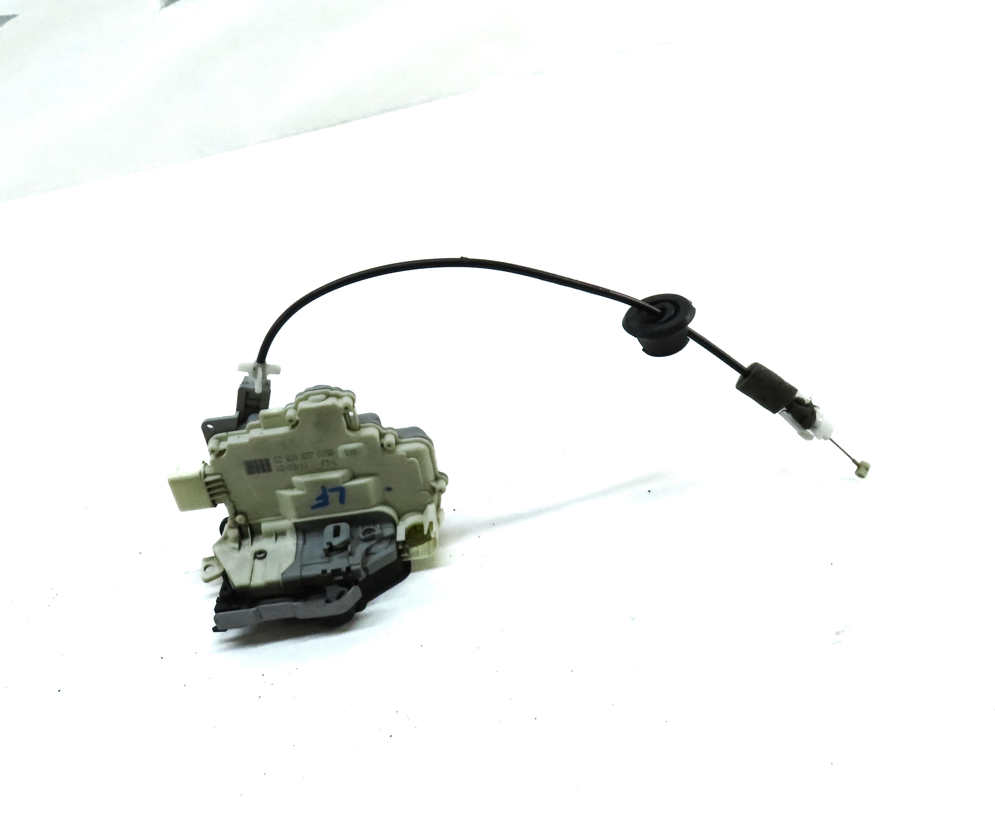 09-18 AUDI PORSCHE A4 A5 Q5 S4 TT CAYENNE PANAMERA LEFT FRONT DRIVER DOOR LATCH — exact item pictured