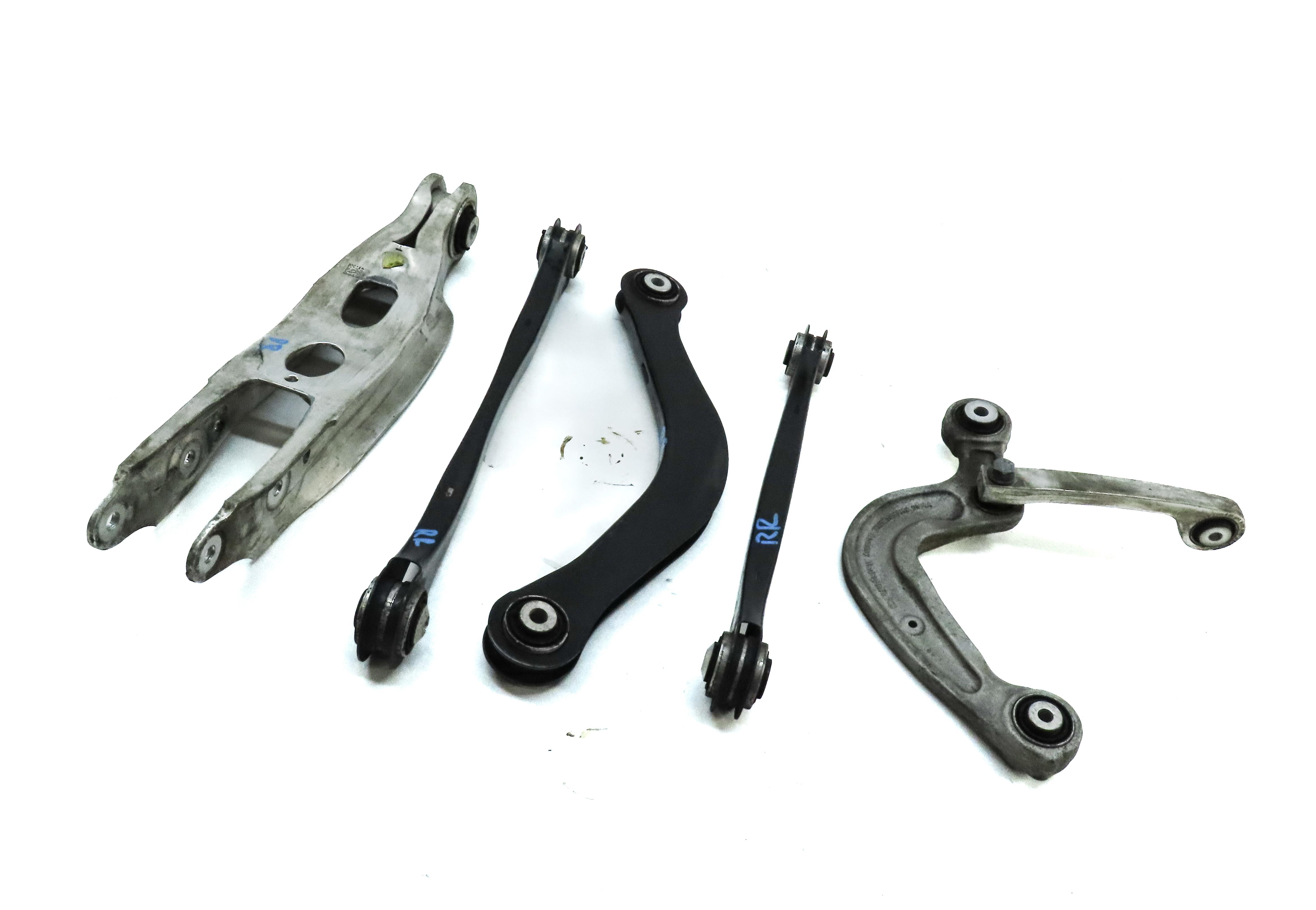 2017-2019 AUDI A4 ALLROAD (B9 8W) REAR RIGHT PASSENGER CONTROL ARM SET — exact item pictured