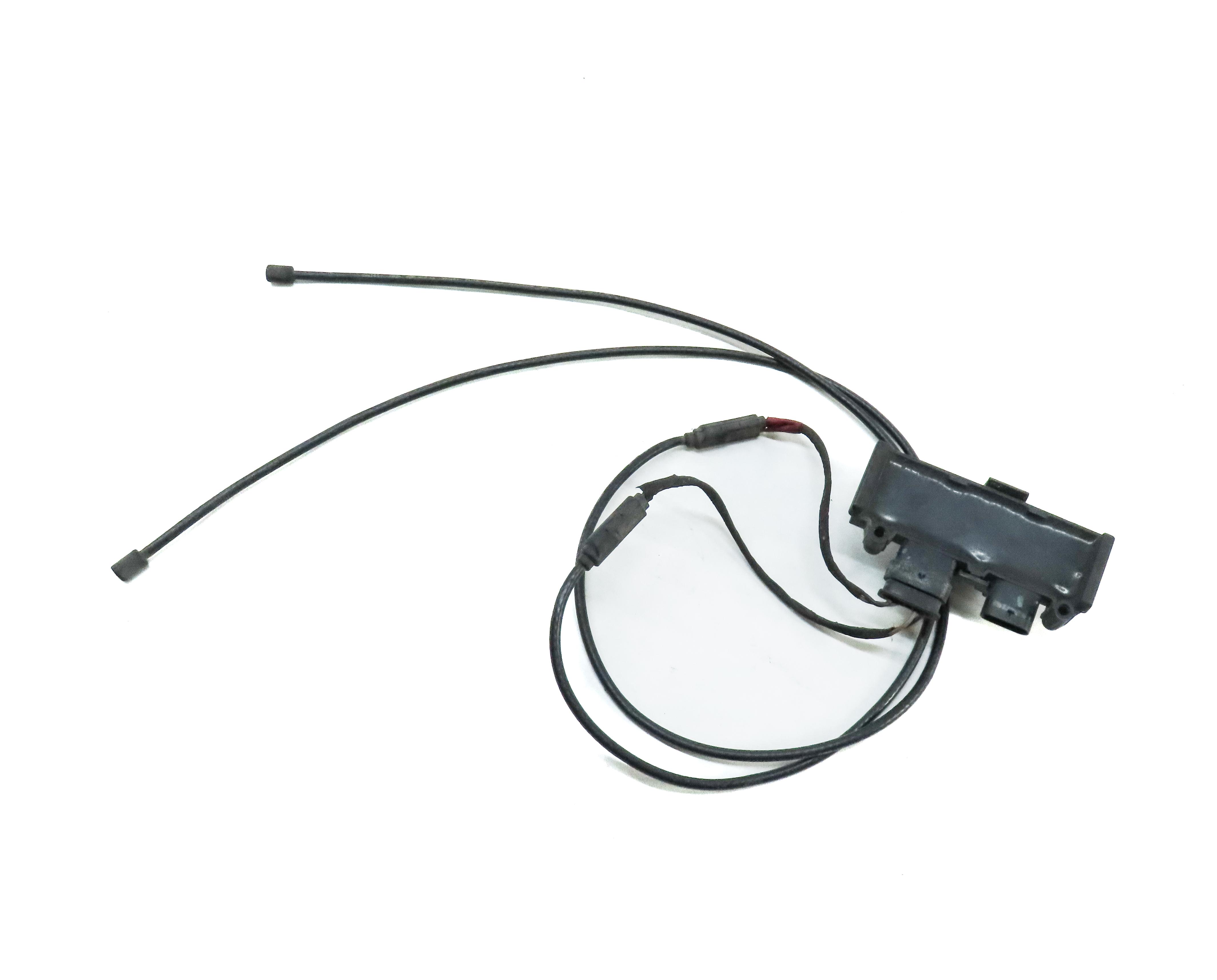 2017 AUDI A4 (B9 8W) REAR TRUNK SMART OPENER KICK PANEL SENSOR MODULE w/ ANTENNA — exact item pictured