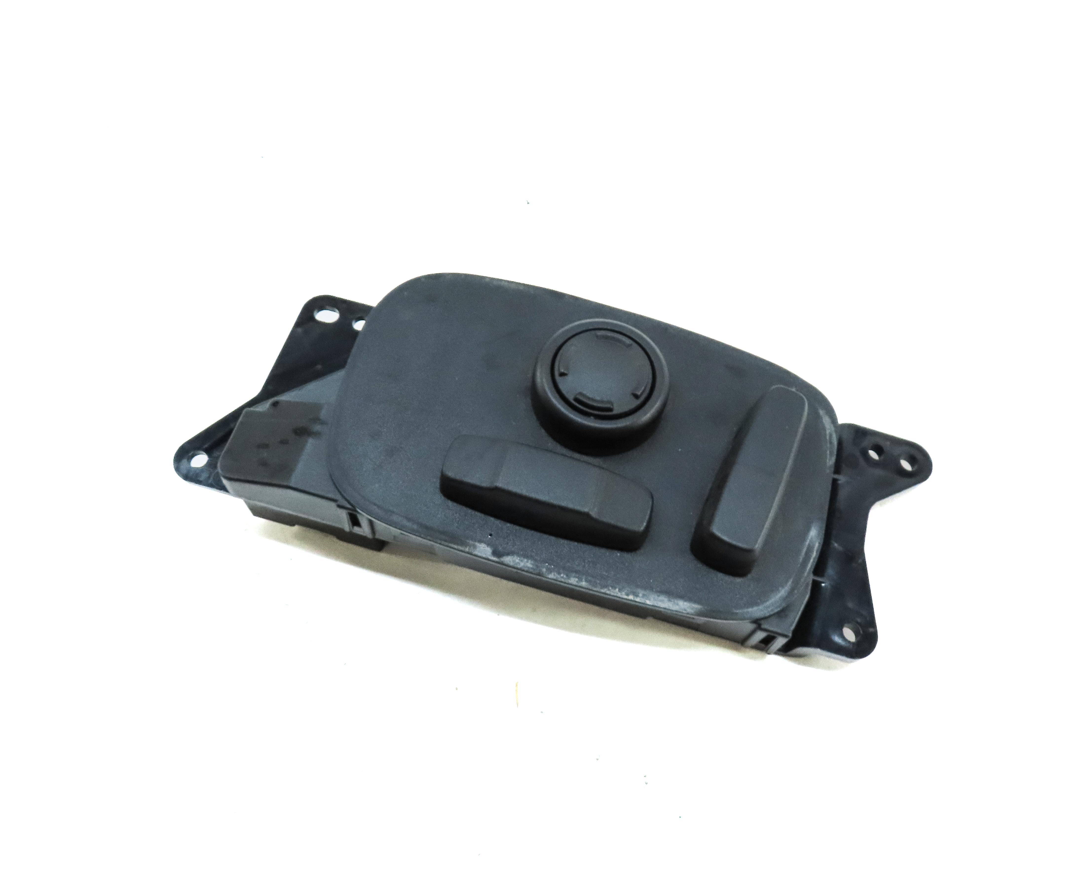 2016 LAND ROVER DISCOVERY SPORT L550 FRONT LEFT DRIVER SEAT ADJUST SWITCH BLACK — exact item pictured