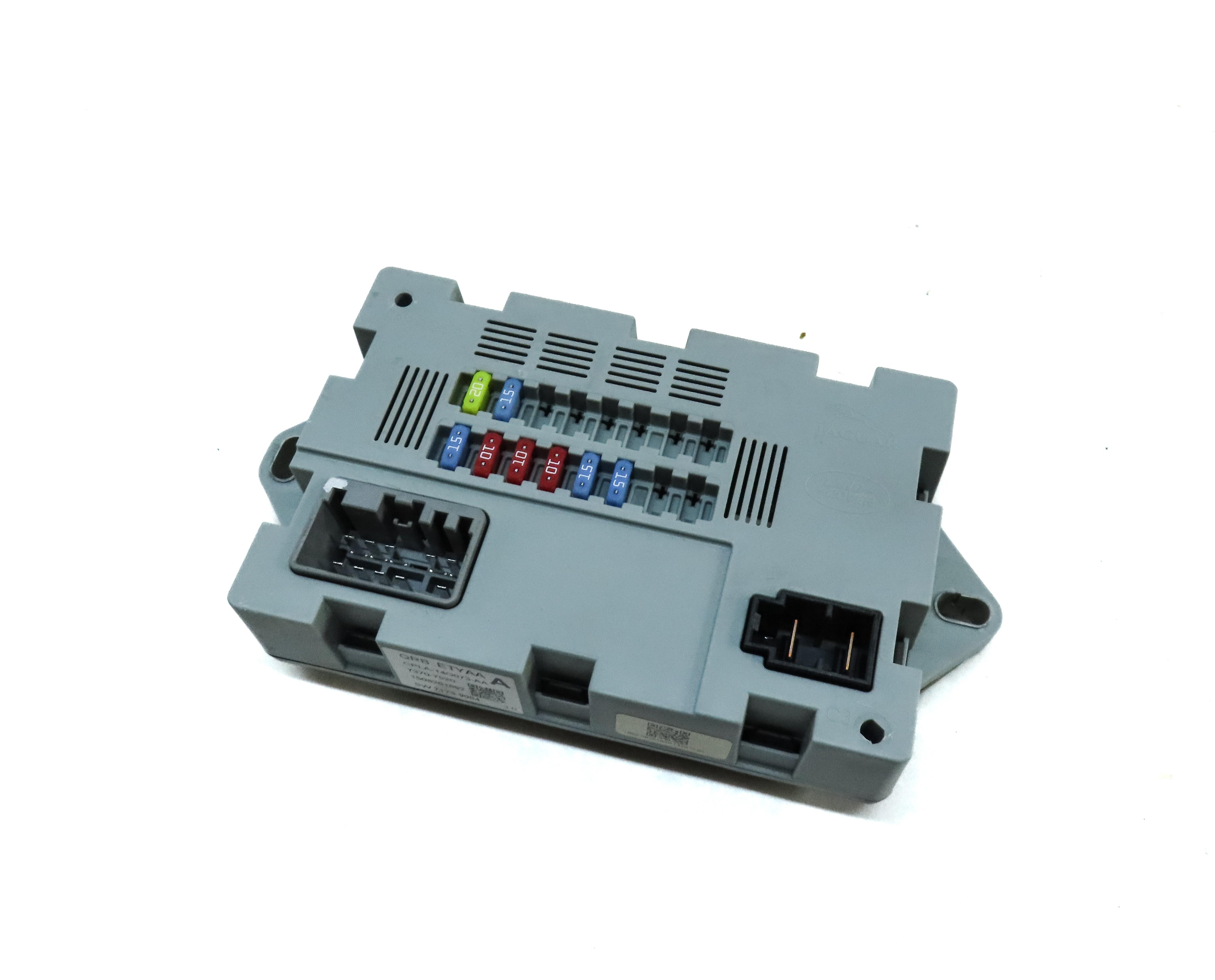 2016 LAND ROVER DISCOVERY SPORT (L550) CABIN RELAY FUSE BOX CONTROL MODULE — exact item pictured
