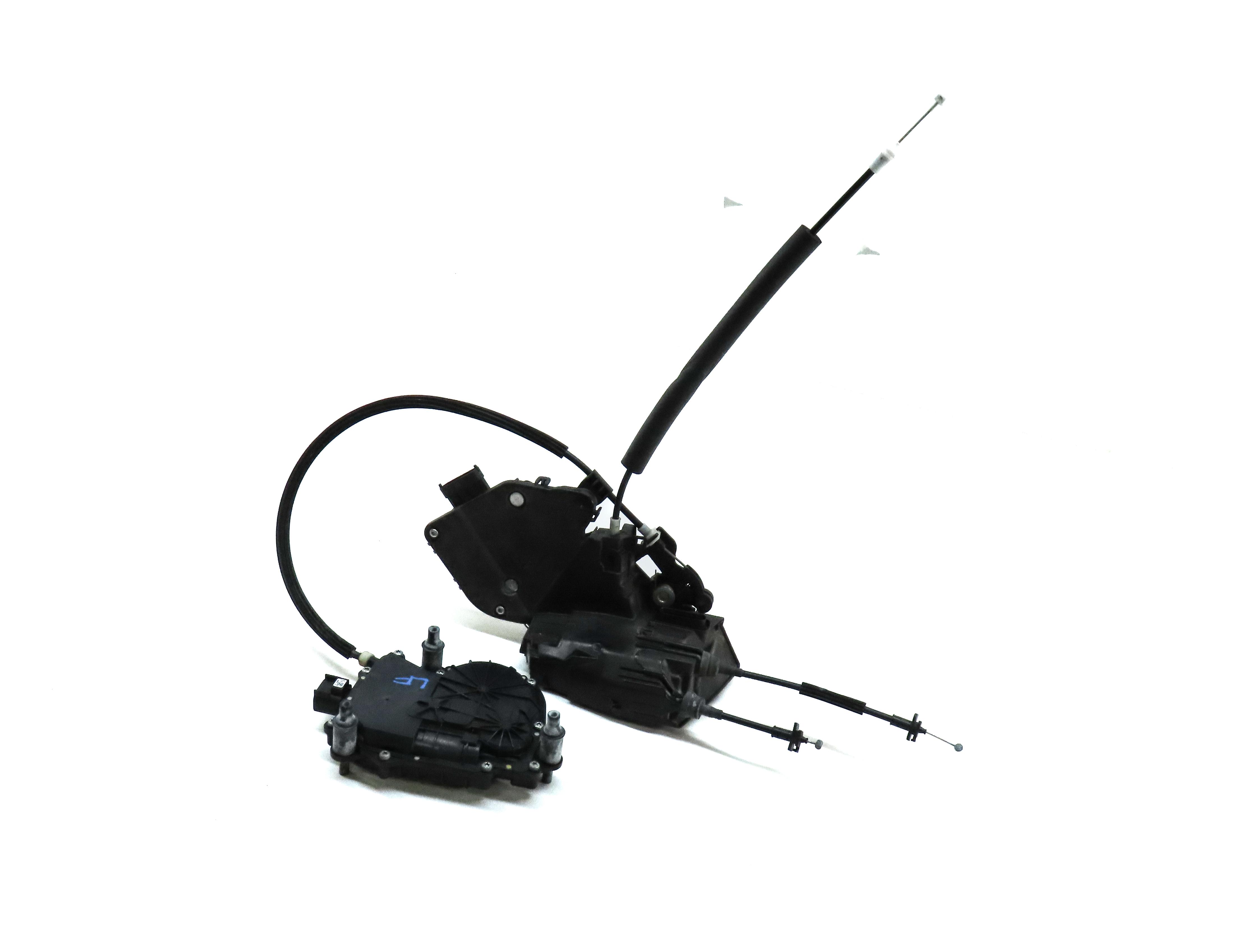 13-22 DISCOVERY RANGE ROVER SPORT (L405 L462 L494 L550) LEFT FRONT DOOR LATCH — exact item pictured