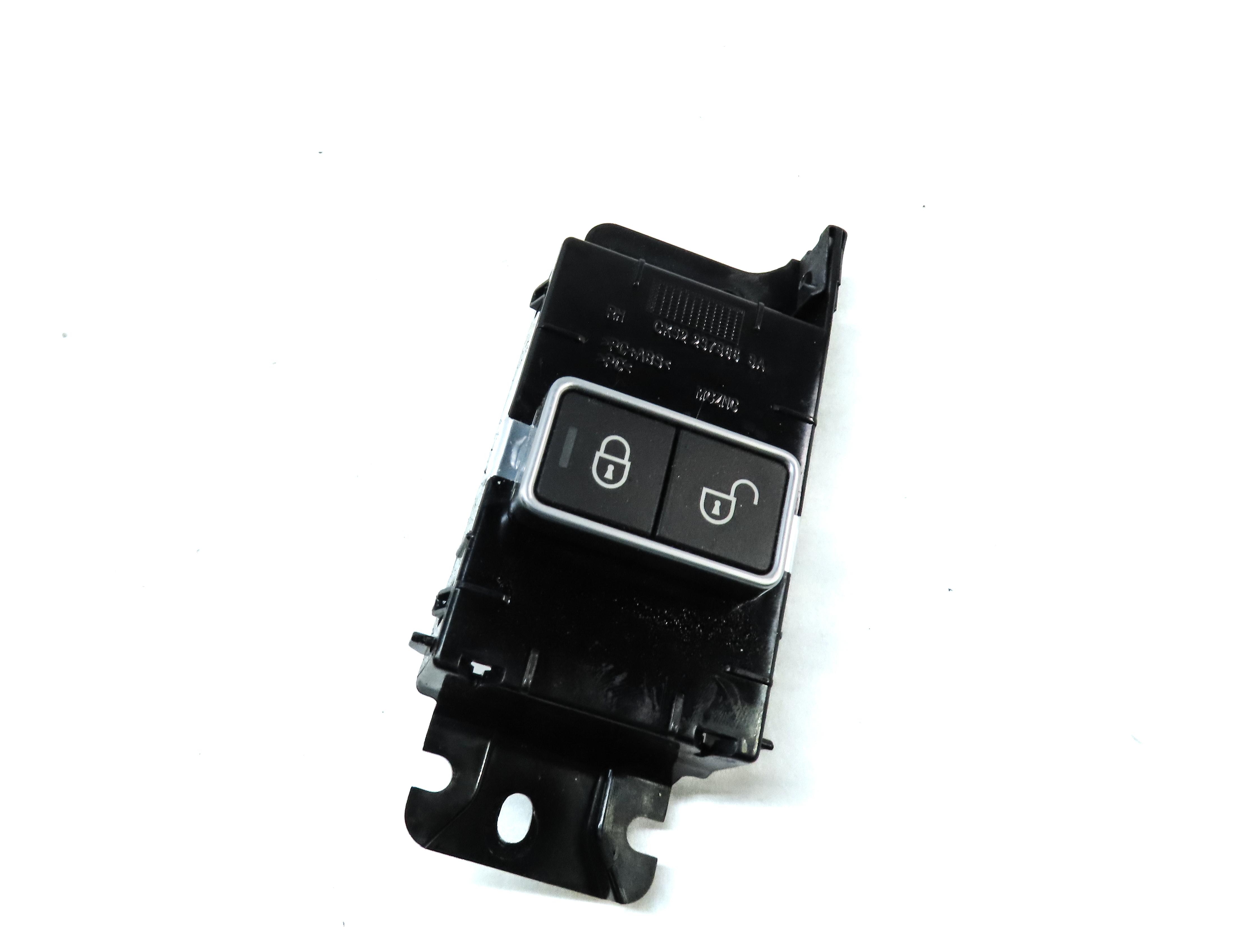 2013 LAND RANGE ROVER (L405) REAR RIGHT DOOR LOCK UNLOCK SWITCH BUTTON — exact item pictured