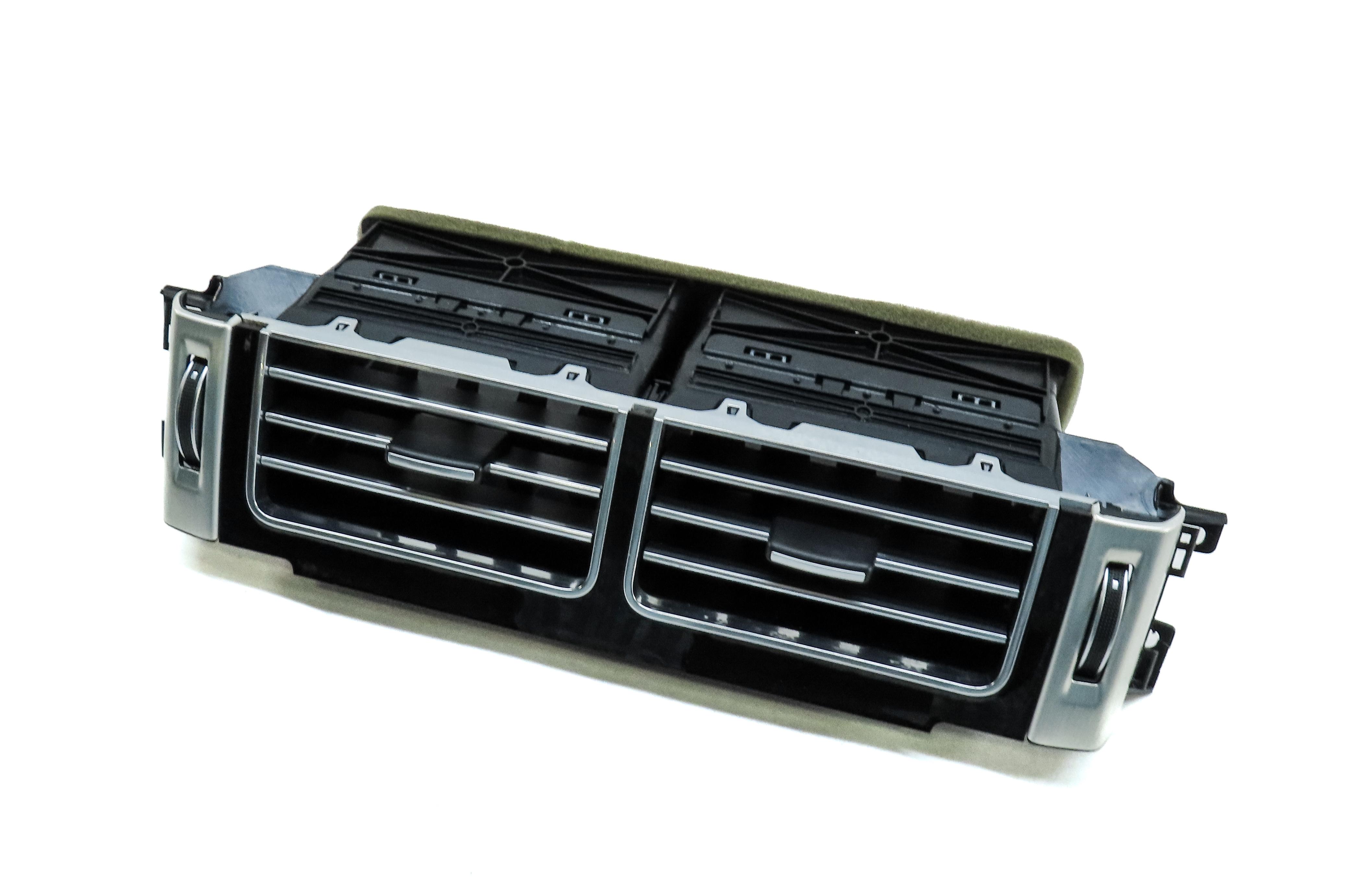 2013 LAND RANGE ROVER (L405) FRONT CENTER DASH A/C HEATER AIR VENT (SILVER) — exact item pictured