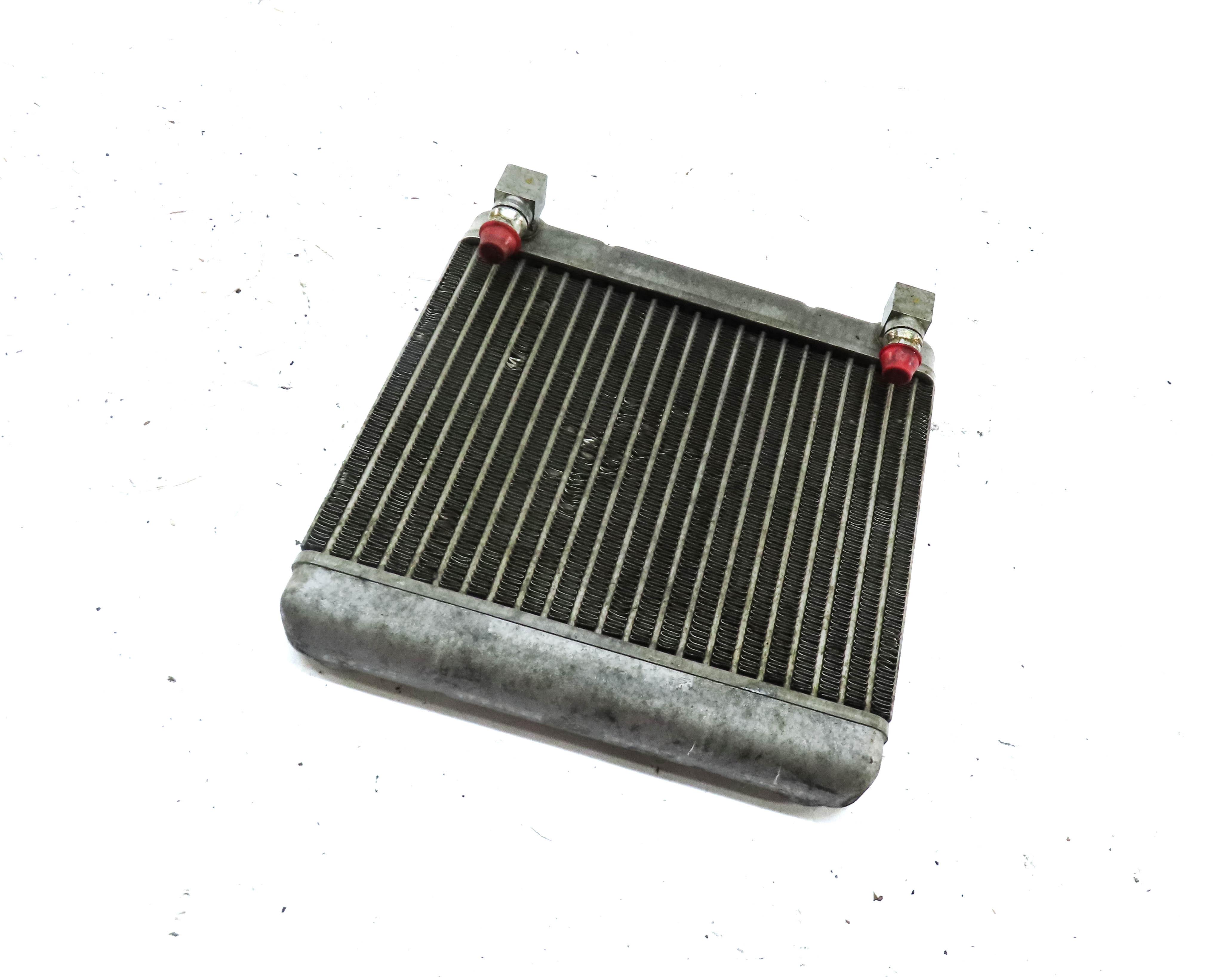 10-19 BMW 5 6 7 (F01 F06 F07 F10 F12) FRONT LEFT DRIVER SIDE AUXILIARY RADIATOR — exact item pictured