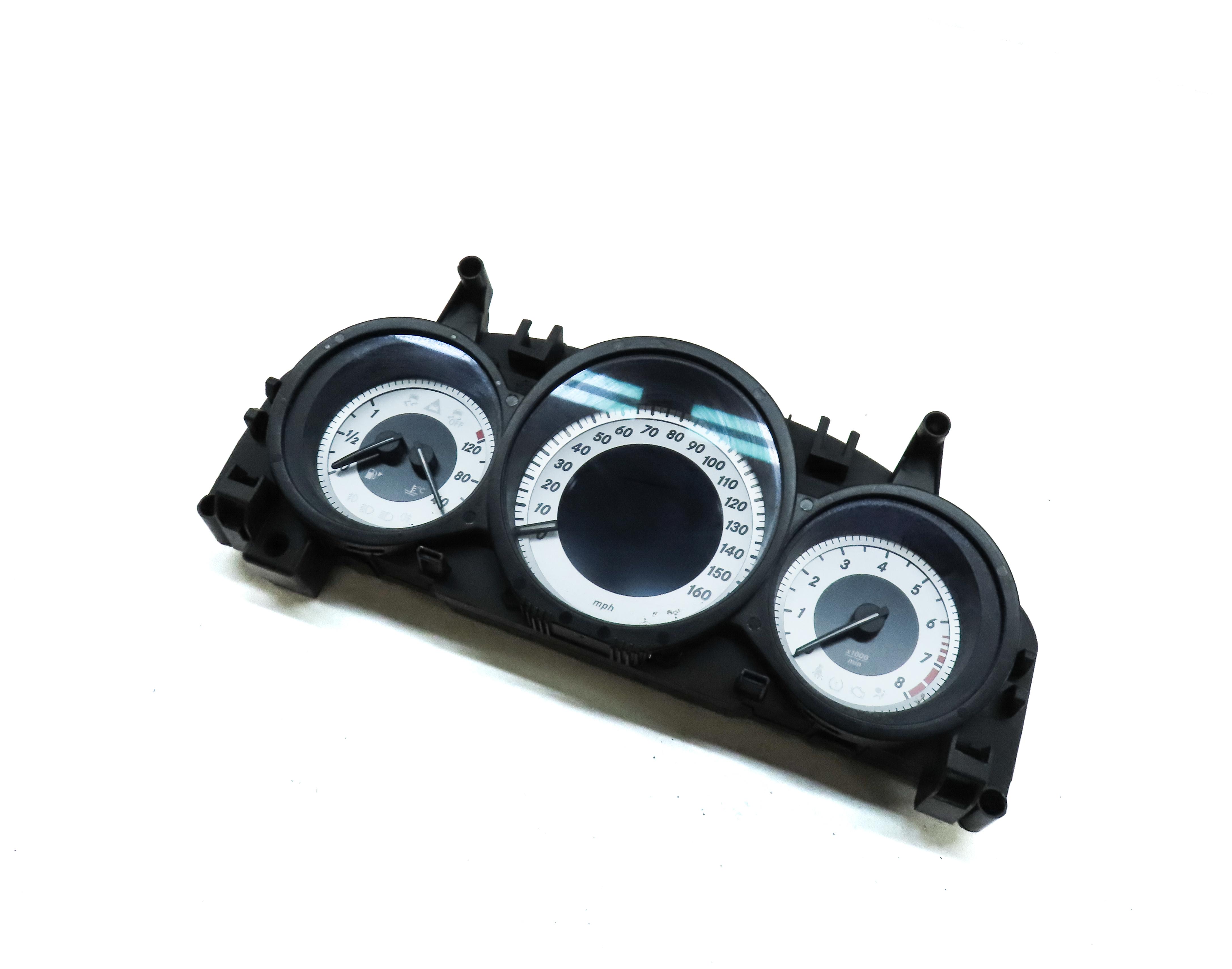 2012 MERCEDES C250 C300 C350 (C204 W204) SPEEDOMETER GAUGE CLUSTER (154k MILES) — exact item pictured