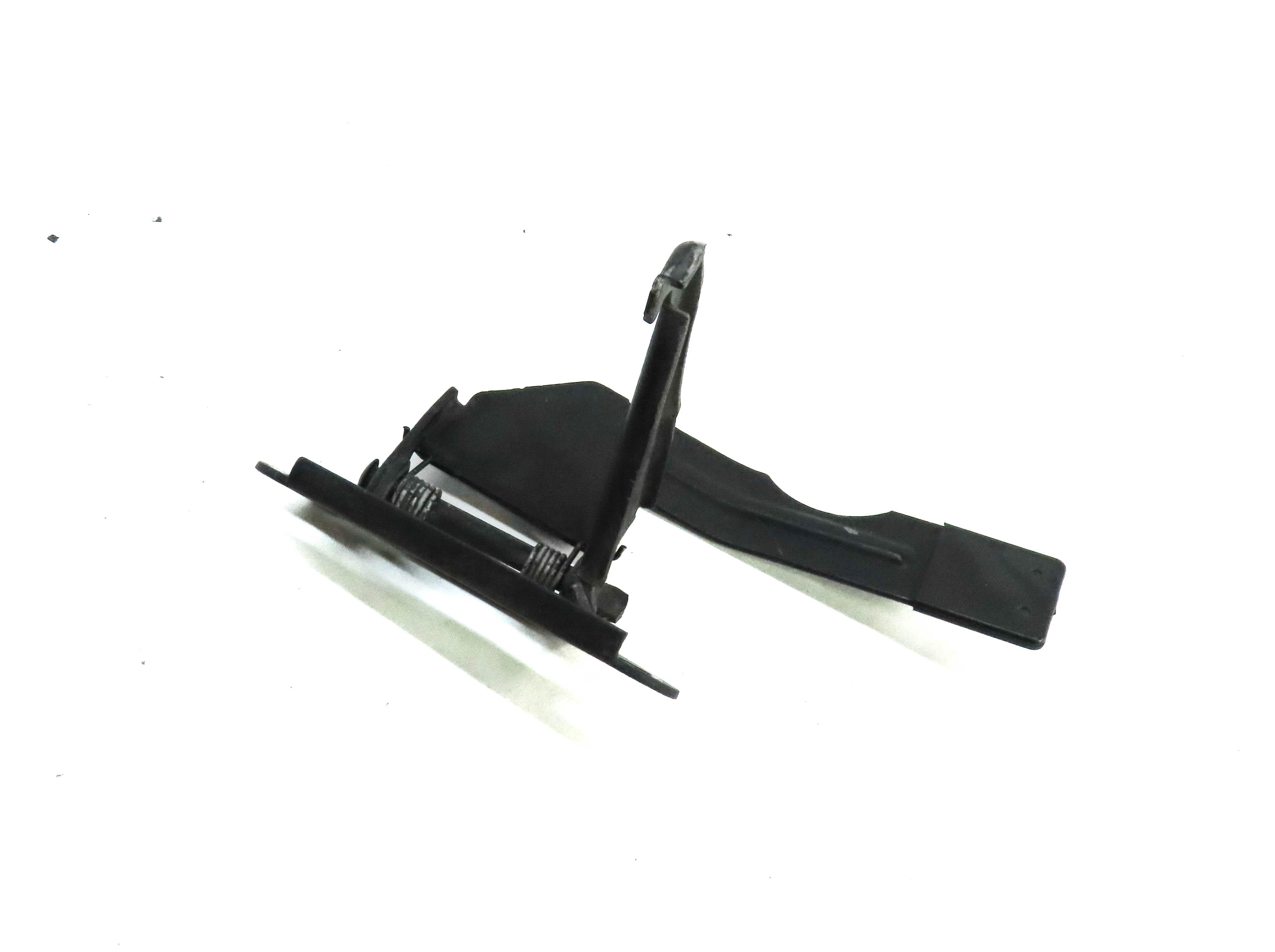 2013 LAND RANGE ROVER EVOQUE (L538) FRONT HOOD SAFETY CATCH HOOK & RELEASE LEVER — exact item pictured