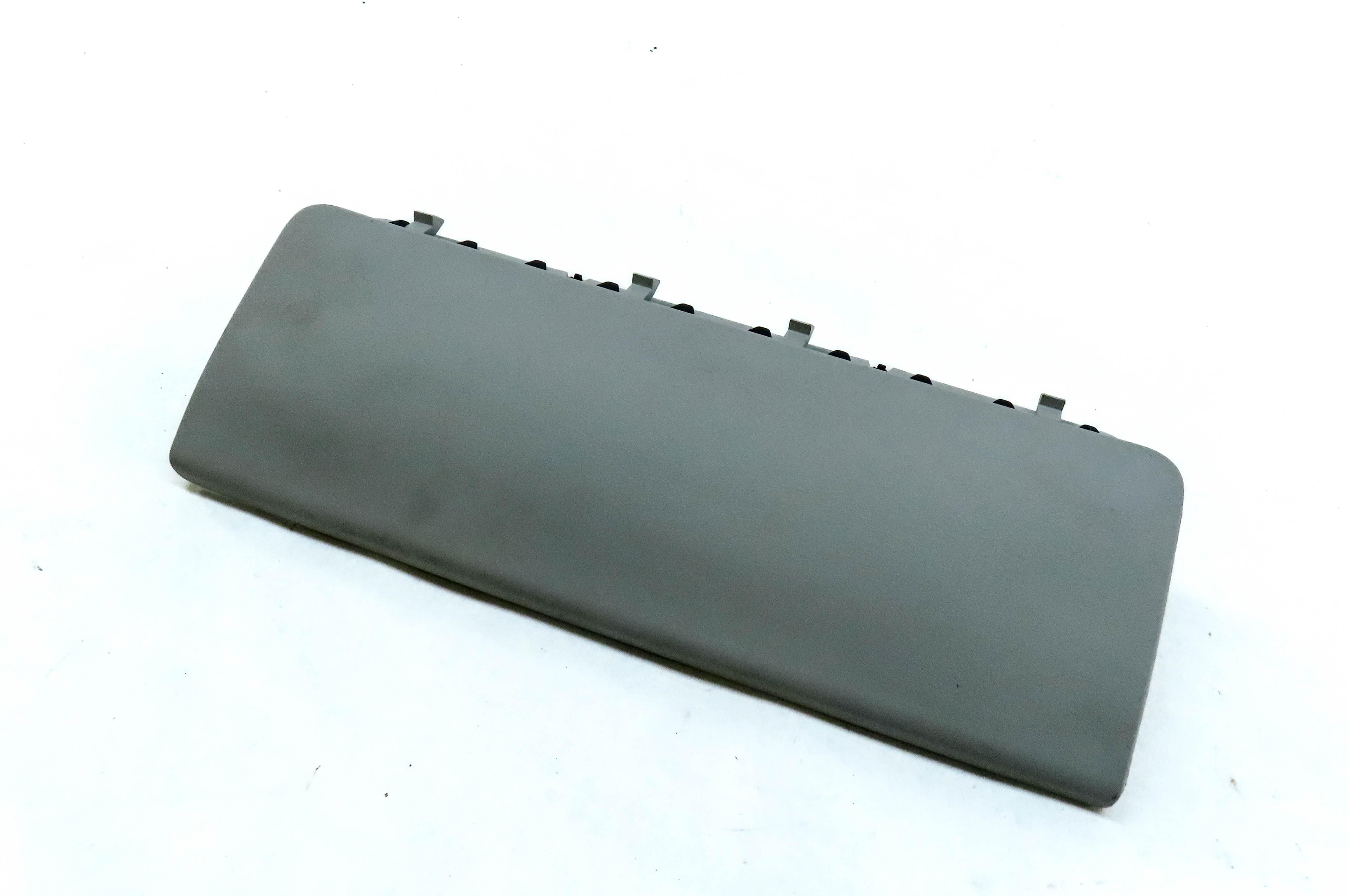 2012-2019 RANGE ROVER EVOQUE (L538) LEFT DRIVER KNEE AIRBAG AIR BAG (GREY) — exact item pictured