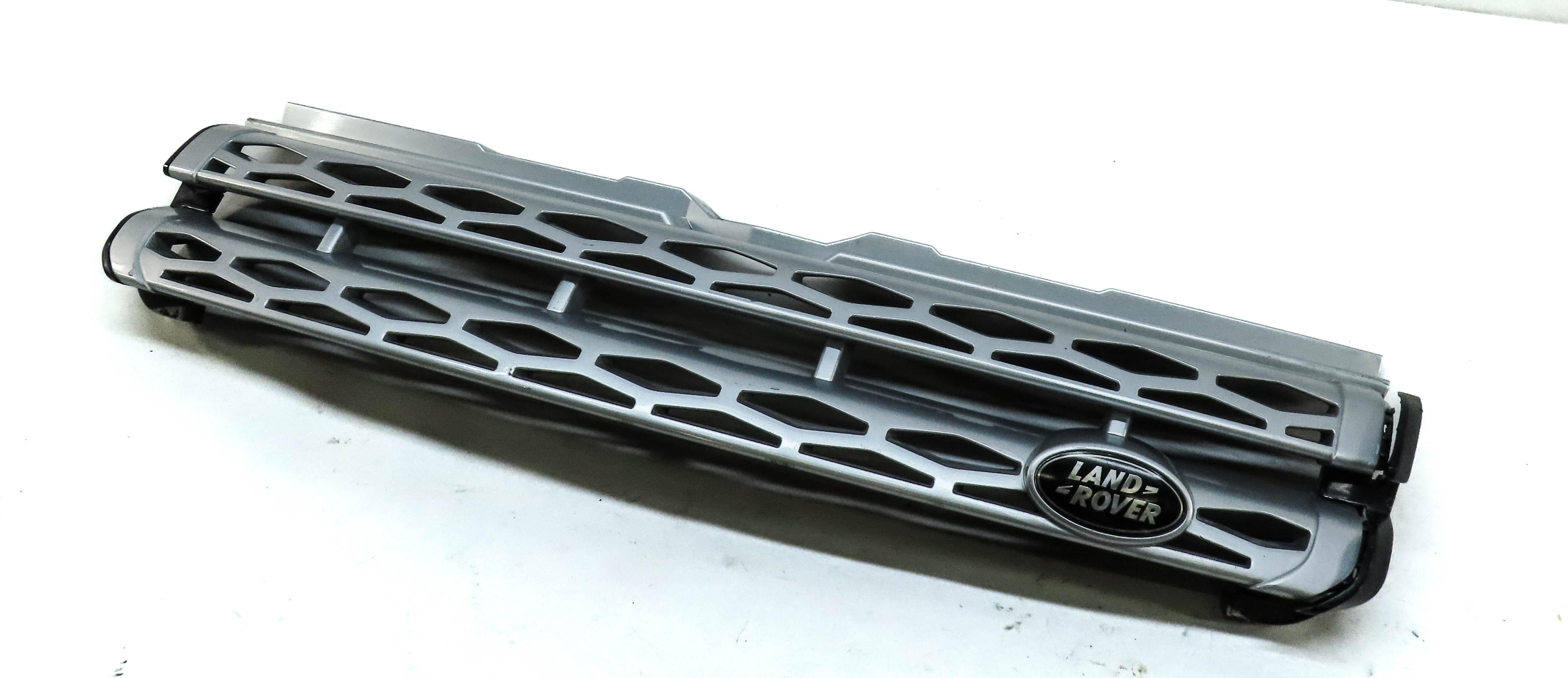 2013-2015 RANGE ROVER EVOQUE (L538) FRONT UPPER HOOD AIR VENT GRILLE TRIM — exact item pictured