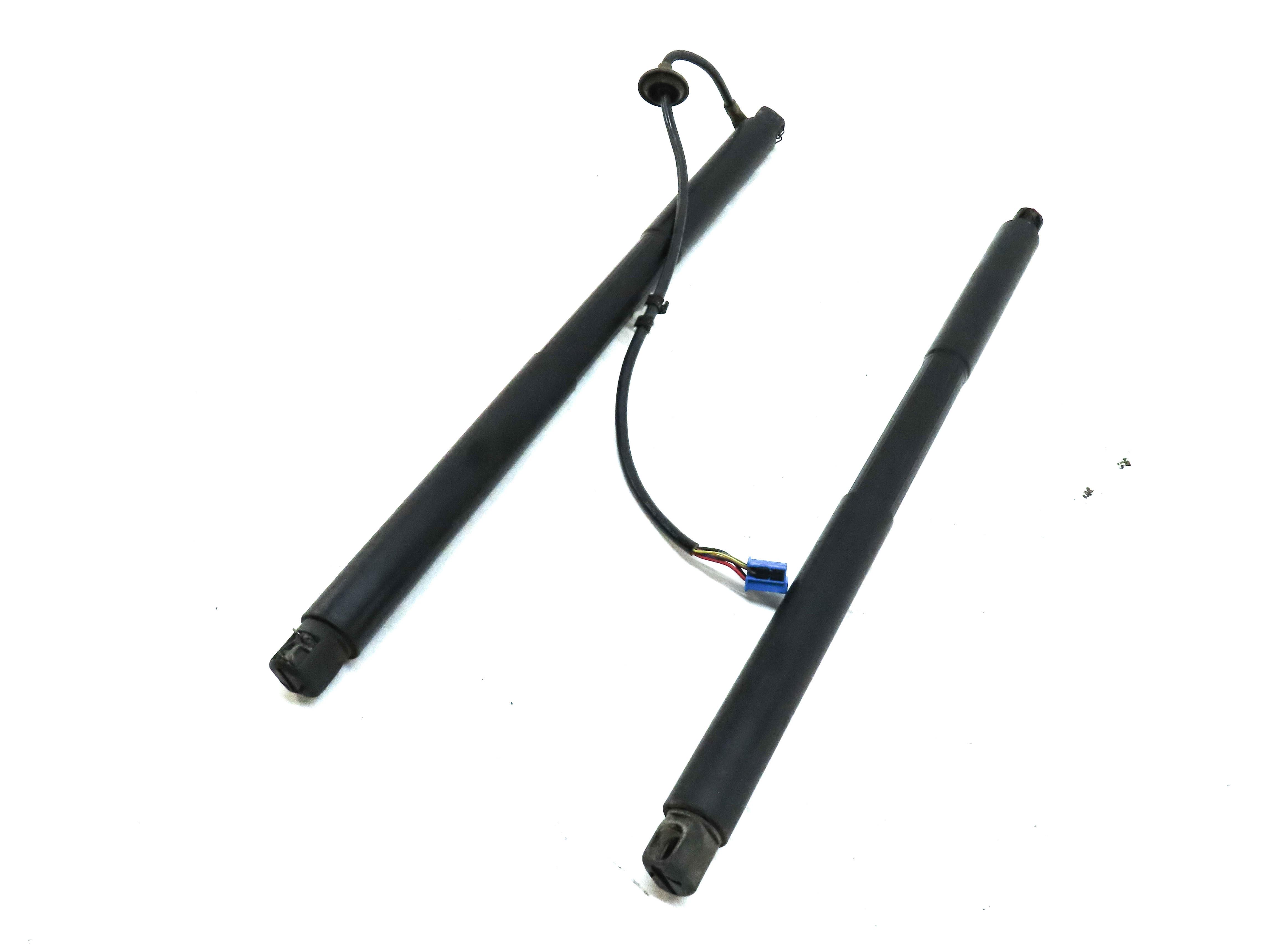 13-19 MERCEDES GLS GL350 GL450 GL550 (X166) TRUNK SHOCK STRUT SET (ELECTRIC) — exact item pictured