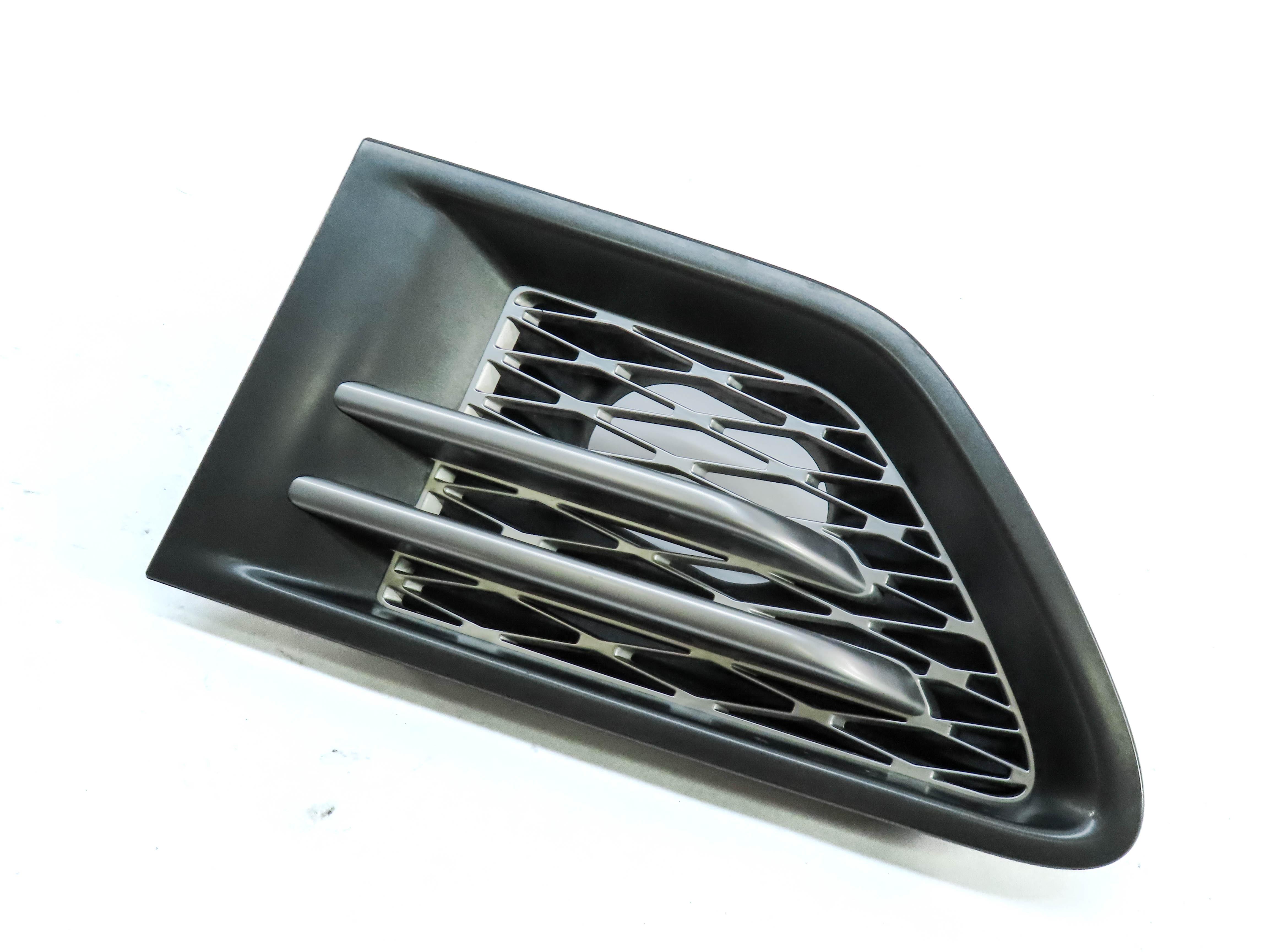2011 LAND RANGE ROVER SPORT (L320) FRONT LEFT DRIVER FENDER GRILLE AIR VENT — exact item pictured