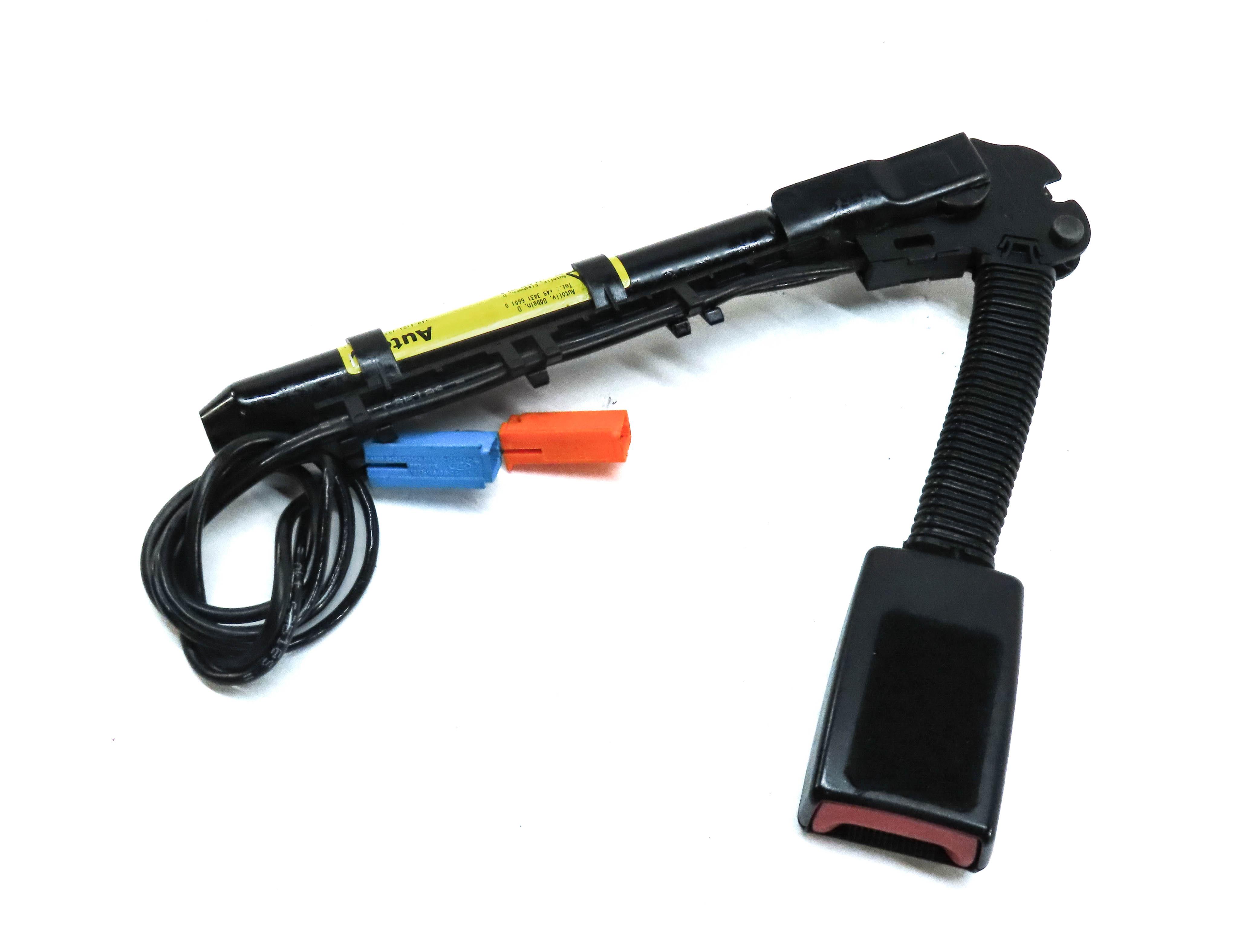 2008-2016 LR3 LR4 / RANGE ROVER SPORT (L320) LEFT FRONT DRIVER SEATBELT RECEIVER — exact item pictured