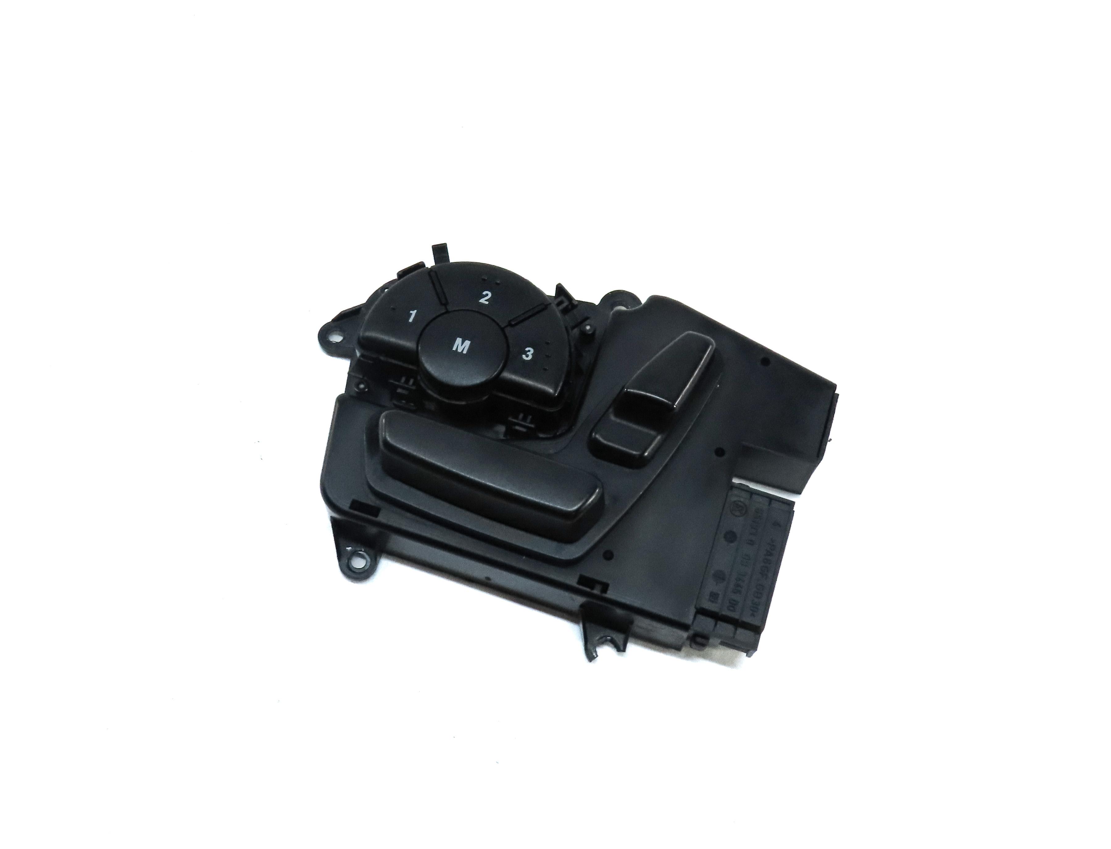 2008 MERCEDES ML CLASS W164 FRONT LEFT DRIVER SEAT MEMORY ADJUST SWITCH (BLACK) — exact item pictured