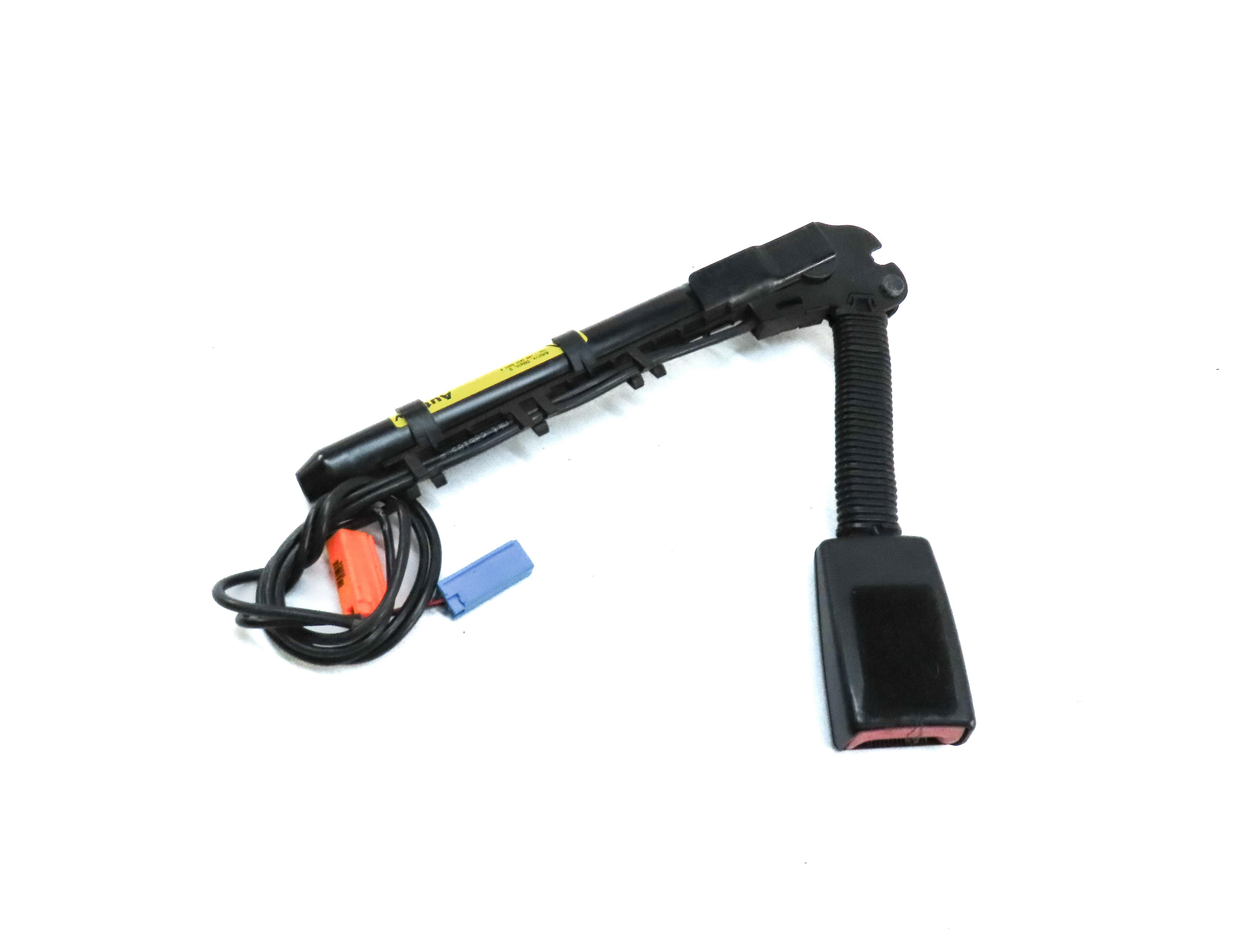 2008-2016 LR3 LR4 / RANGE ROVER SPORT (L320) LEFT FRONT DRIVER SEATBELT RECEIVER — exact item pictured