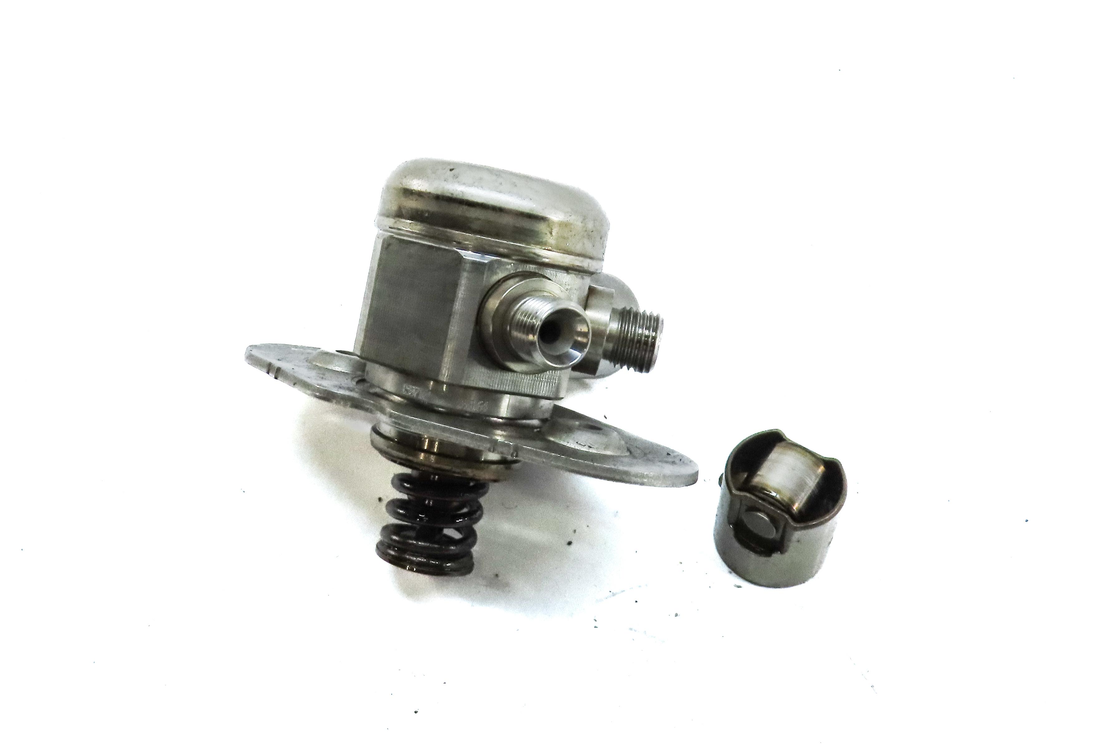 12-18 BMW 228i 320i 328i 428i 528i X1 X3 X4 X5 Z4 - 2.0L HIGH PRESSURE FUEL PUMP — exact item pictured