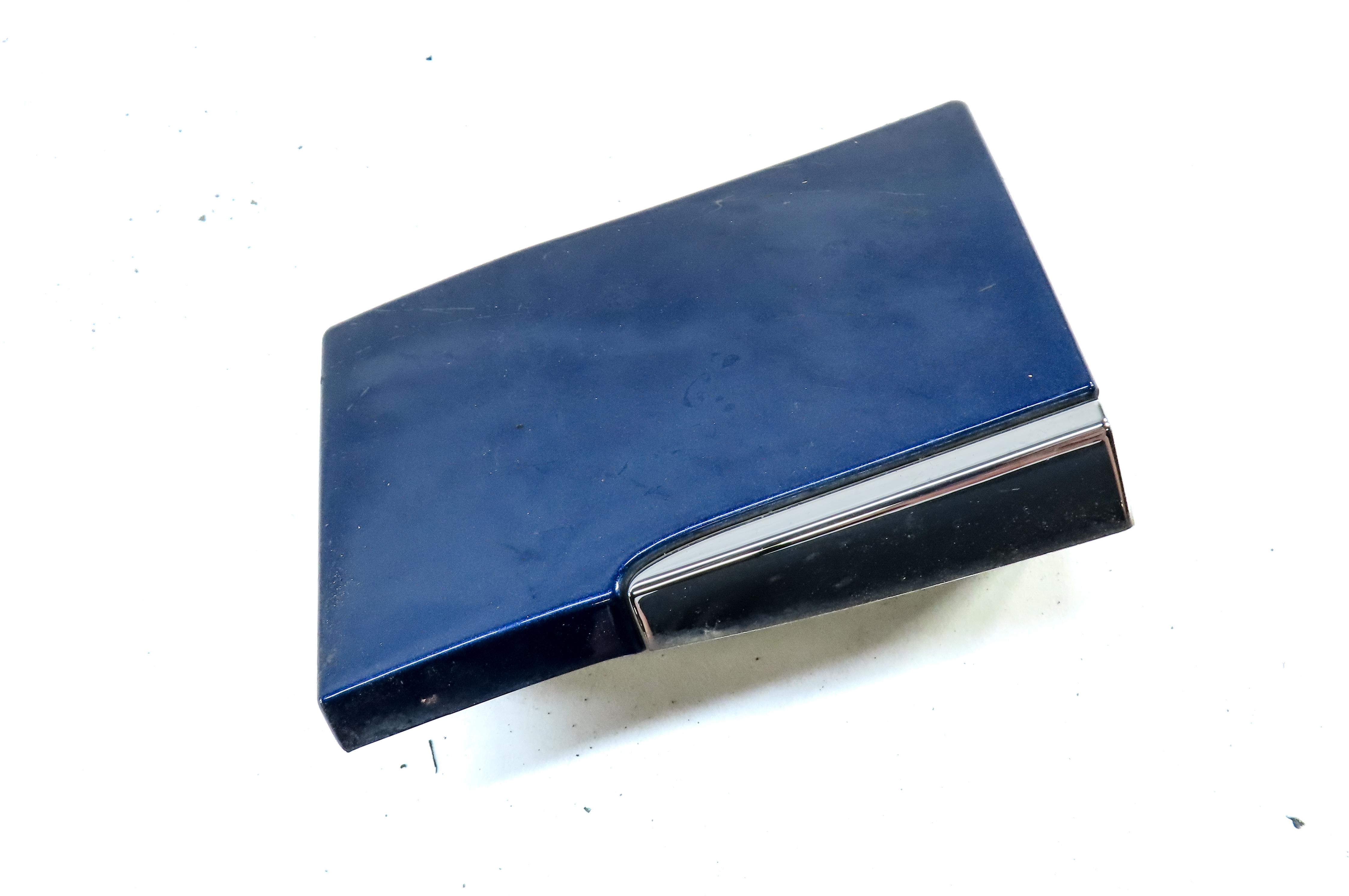 2014 AUDI Q5 (B8 8R) FRONT RIGHT LOWER FENDER MOULDING TRIM (SCUBA BLUE) — exact item pictured