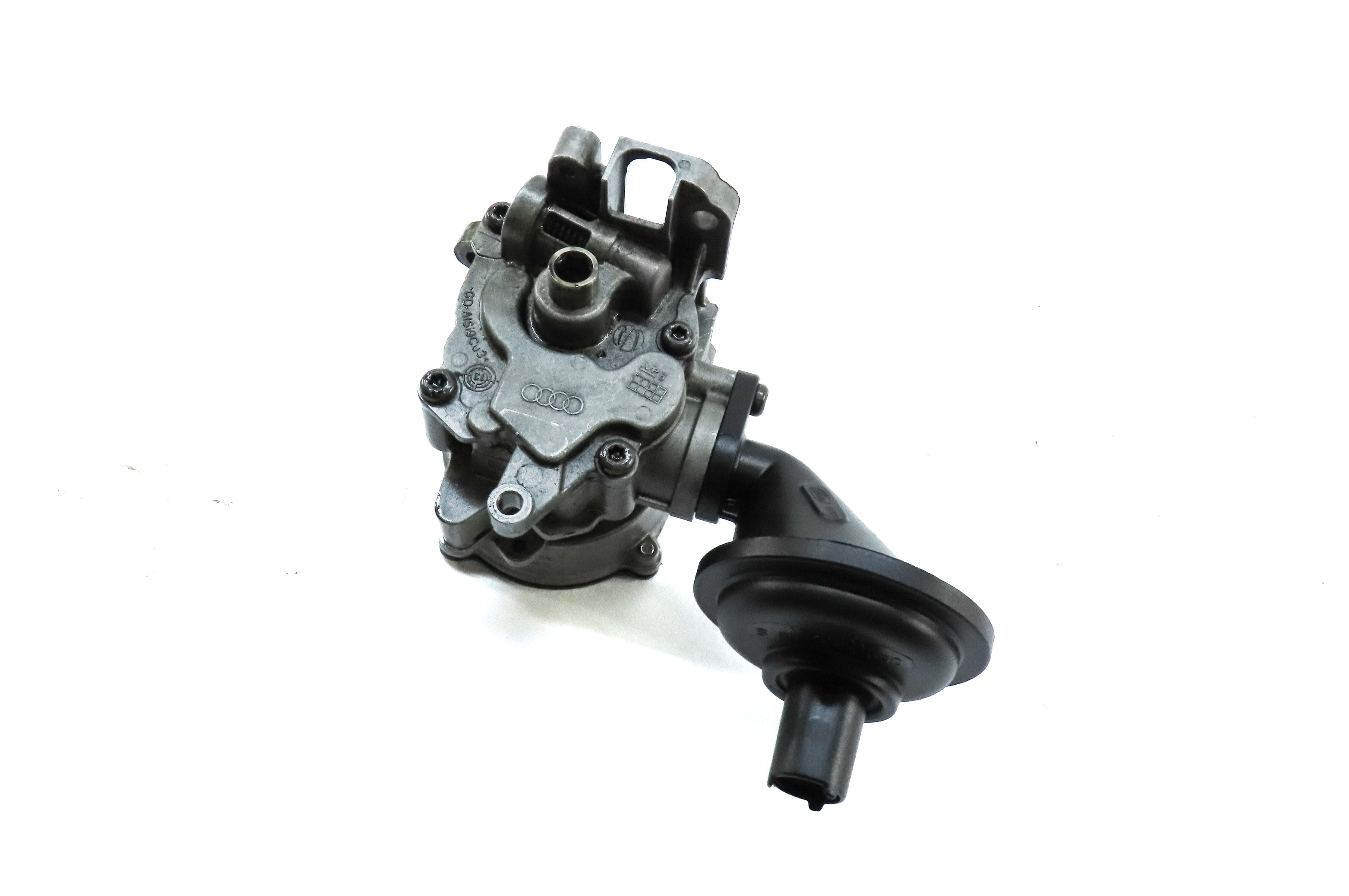 2014 AUDI Q5 (B8 8R) 3.0L TURBO DIESEL ENGINE (CPNB) OIL PUMP w/ VACUUM PUMP — exact item pictured