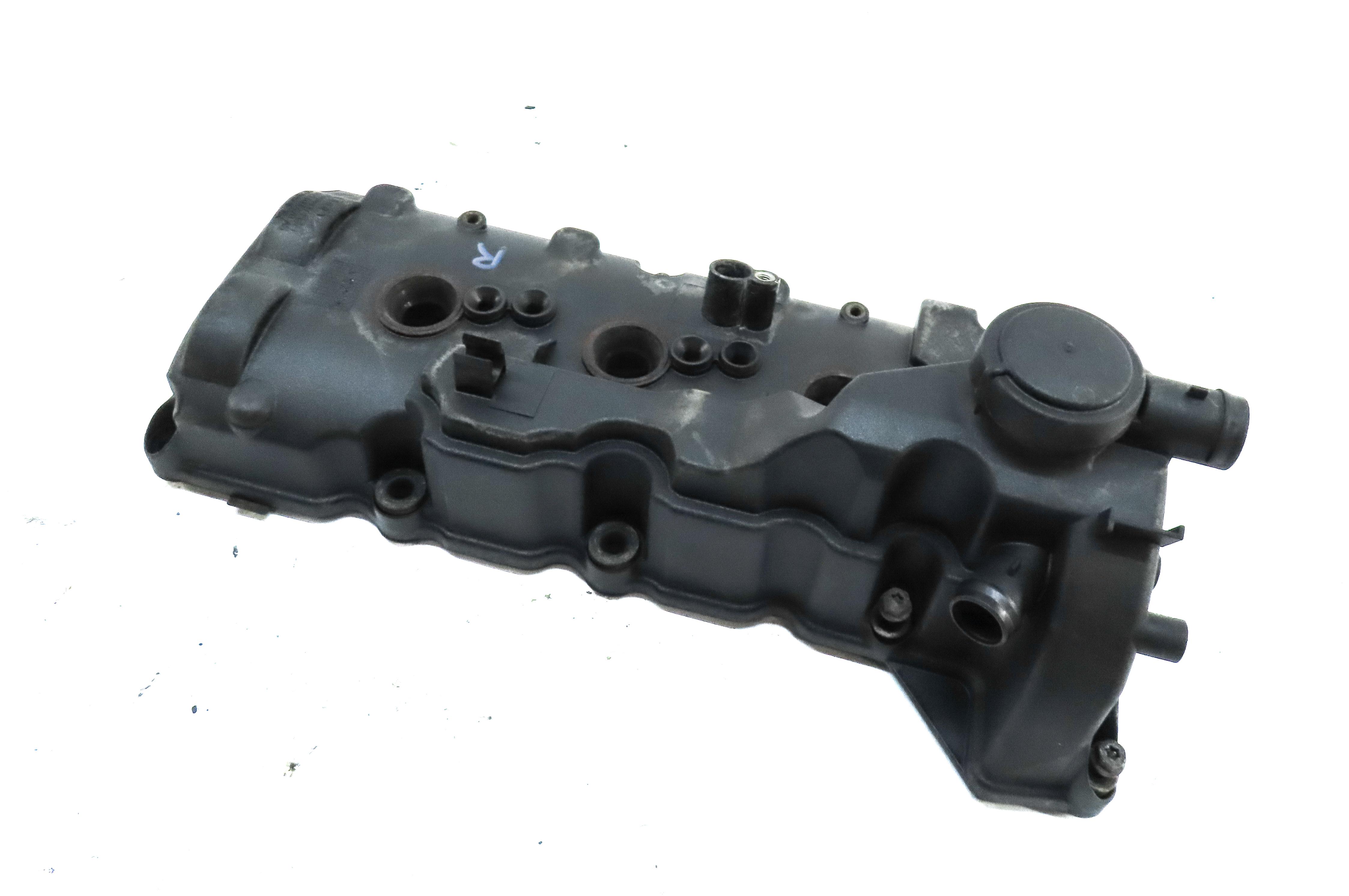 14-16 AUDI A6 A7 A8 Q5 VW TOUAREG B8 8R C7 D4 4H 3.0L DIESEL RIGHT VALVE COVER — exact item pictured
