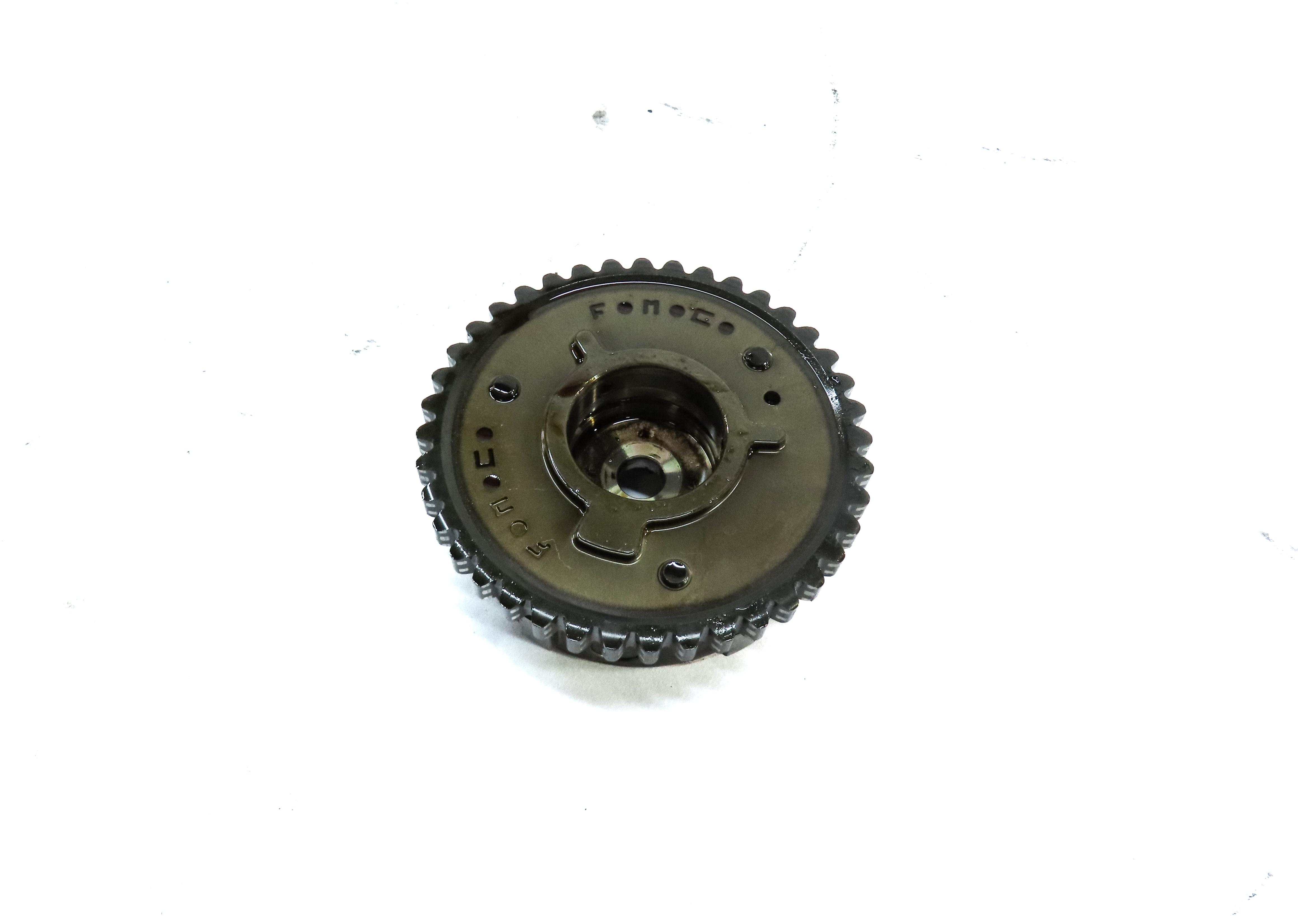 12-17 LR2 DISCOVERY SPORT EVOQUE L538 L550 2.0 CYLINDER HEAD EXHAUST TIMING GEAR — exact item pictured