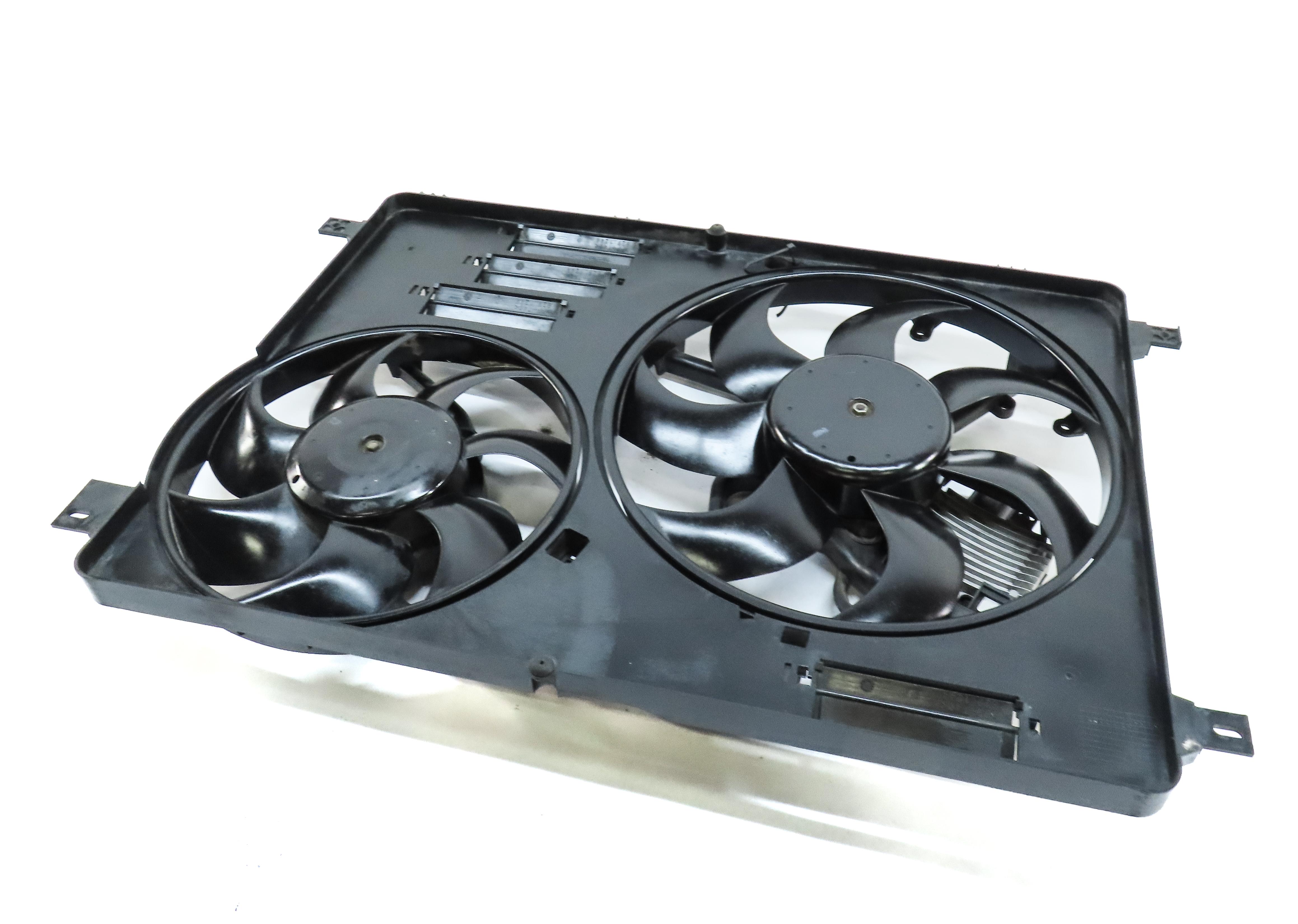 12-17 LR2 DISCOVERY SPORT RANGE ROVER EVOQUE (L538 L550) RADIATOR COOLING FAN — exact item pictured