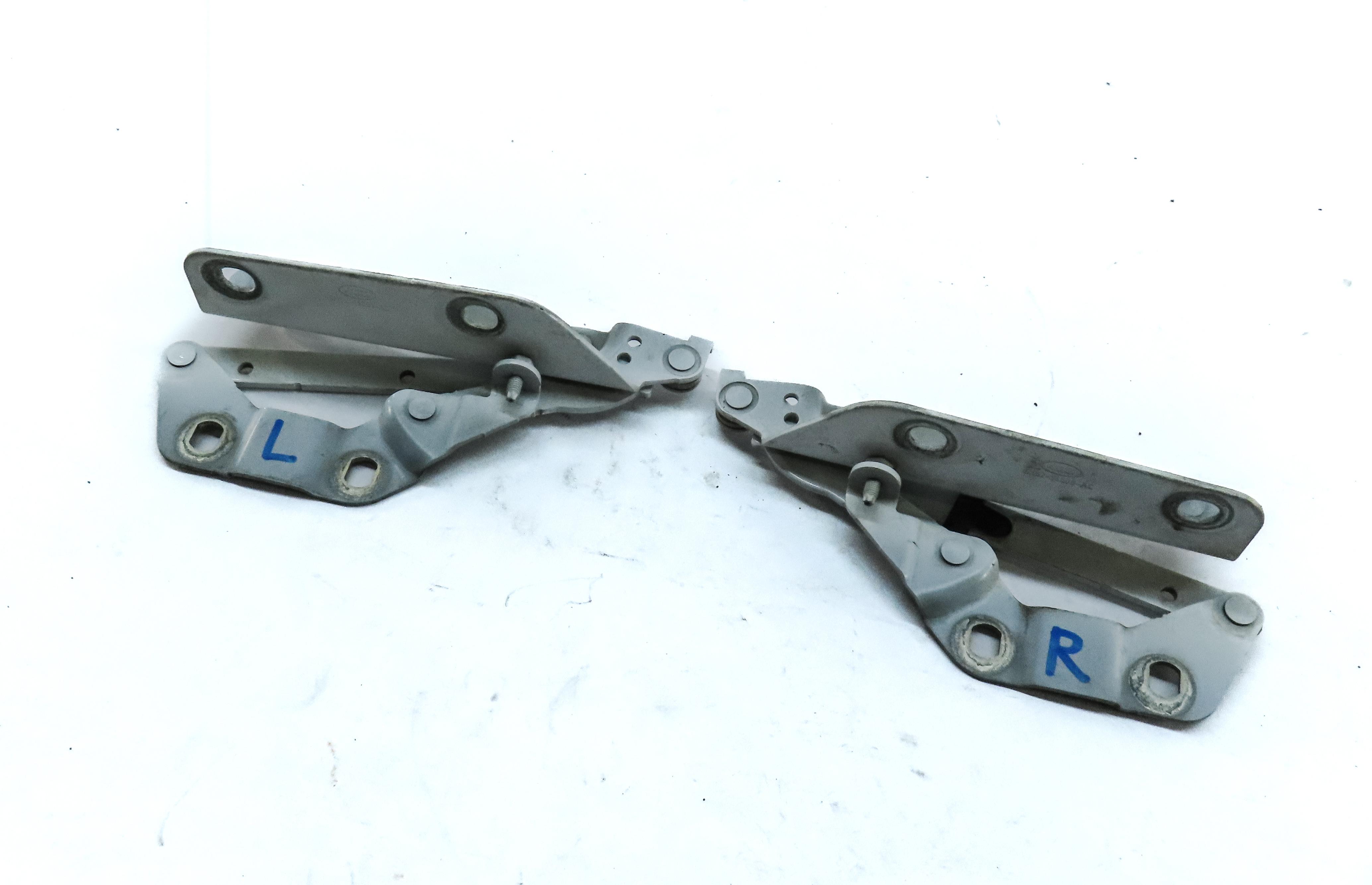 08-19 LAND ROVER LR2 RANGE ROVER EVOQUE (L538) FRONT HOOD HINGE SET (FUJI WHITE) — exact item pictured