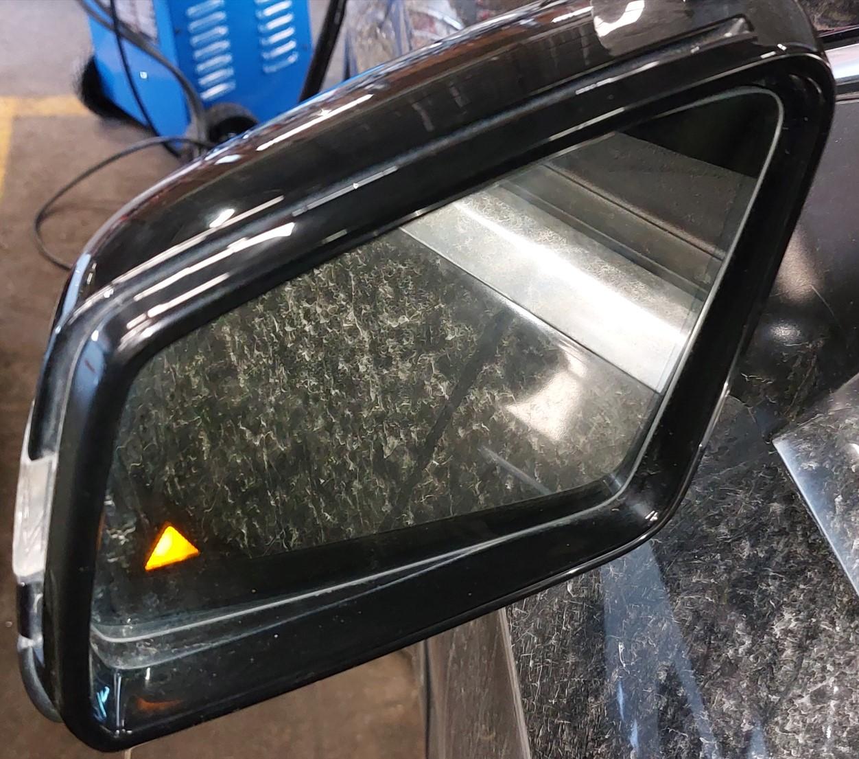 16-19 MERCEDES CLA250 CLA45 (C117) LEFT BLIND SPOT AUTODIM DOOR MIRROR (BLACK) — exact item pictured