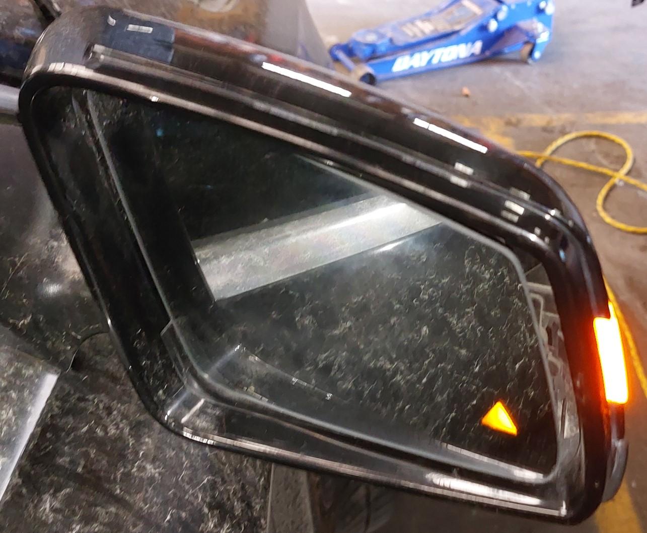 16-19 MERCEDES CLA250 CLA45 (C117) RIGHT BLIND SPOT AUTODIM DOOR MIRROR (BLACK) — exact item pictured