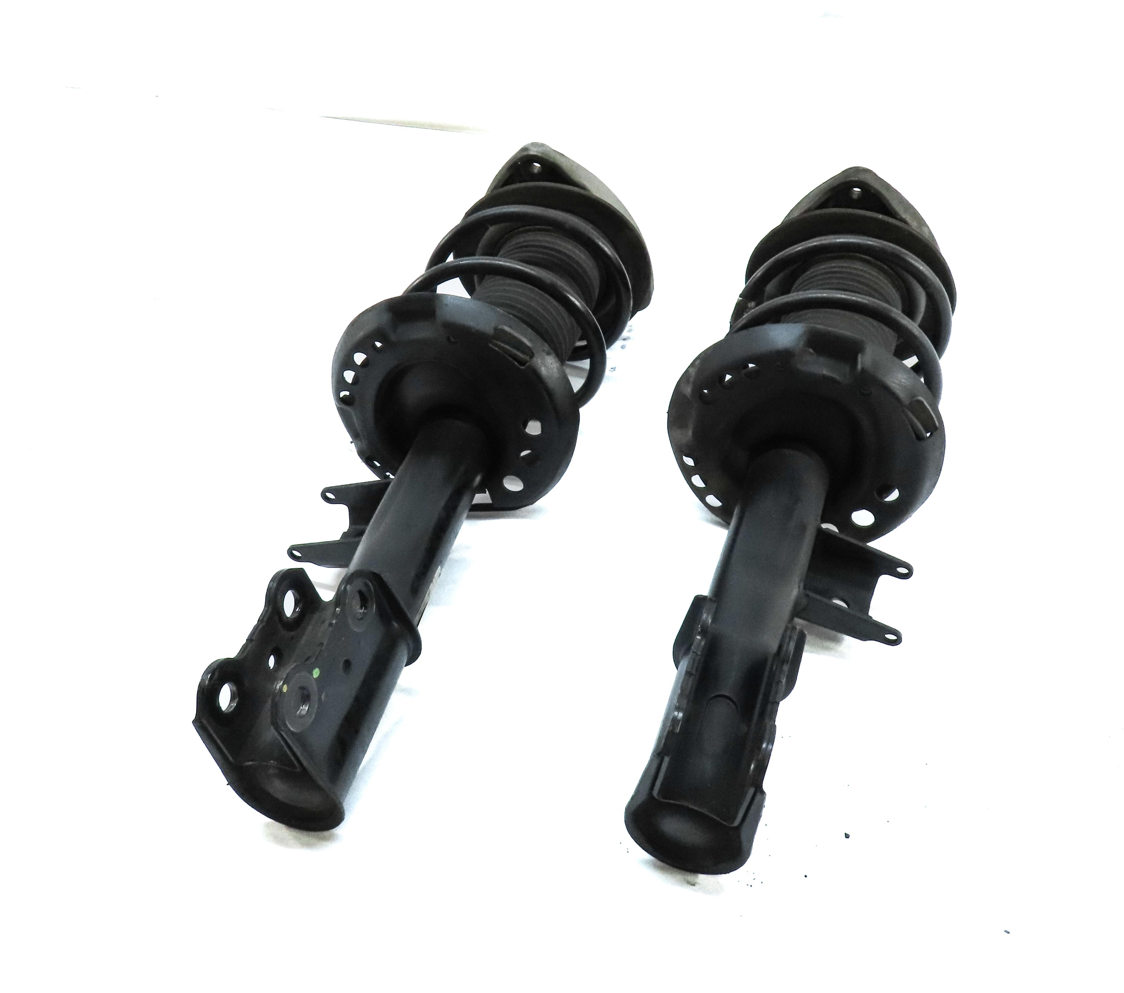 2014-2019 MERCEDES BENZ CLA250 (C117 W117) FRONT LEFT & RIGHT SHOCK STRUT SET2 — exact item pictured