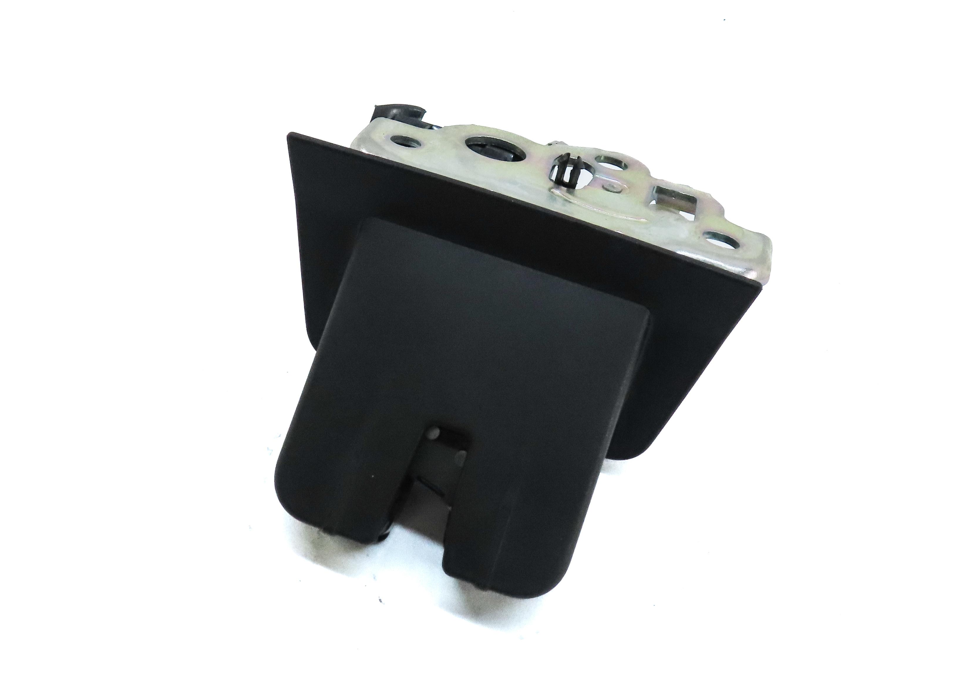 2015 AUDI Q3 (8U) REAR HATCH TAILGATE TRUNK LOCK LATCH ACTUATOR 8R0827505 — exact item pictured