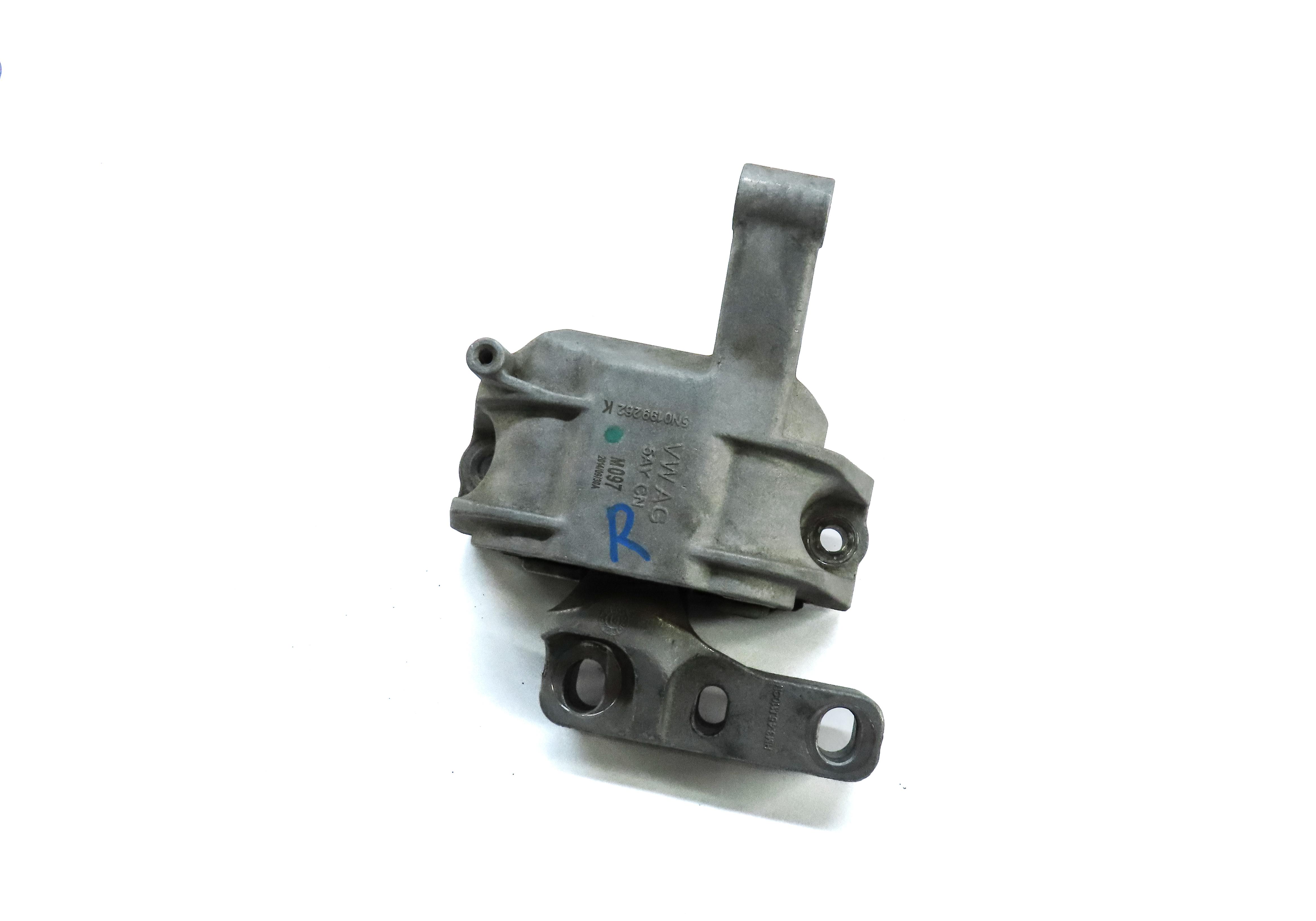 2015 AUDI Q3 (8U) 2.0L TURBO CCTA FRONT RIGHT ENGINE MOTOR MOUNT 5N0199262K — exact item pictured