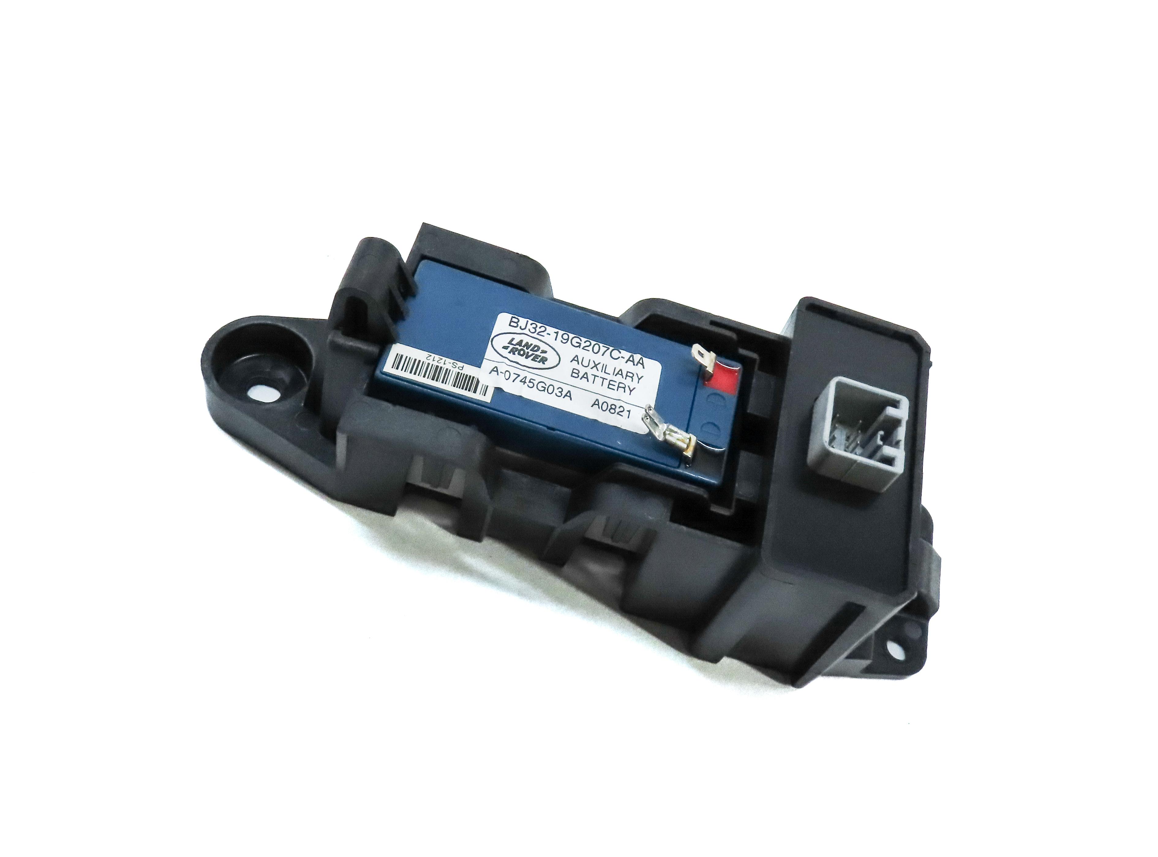 2012 LAND RANGE ROVER EVOQUE (L538) AUXILIARY BATTERY w/ MOUNT BRACKET — exact item pictured