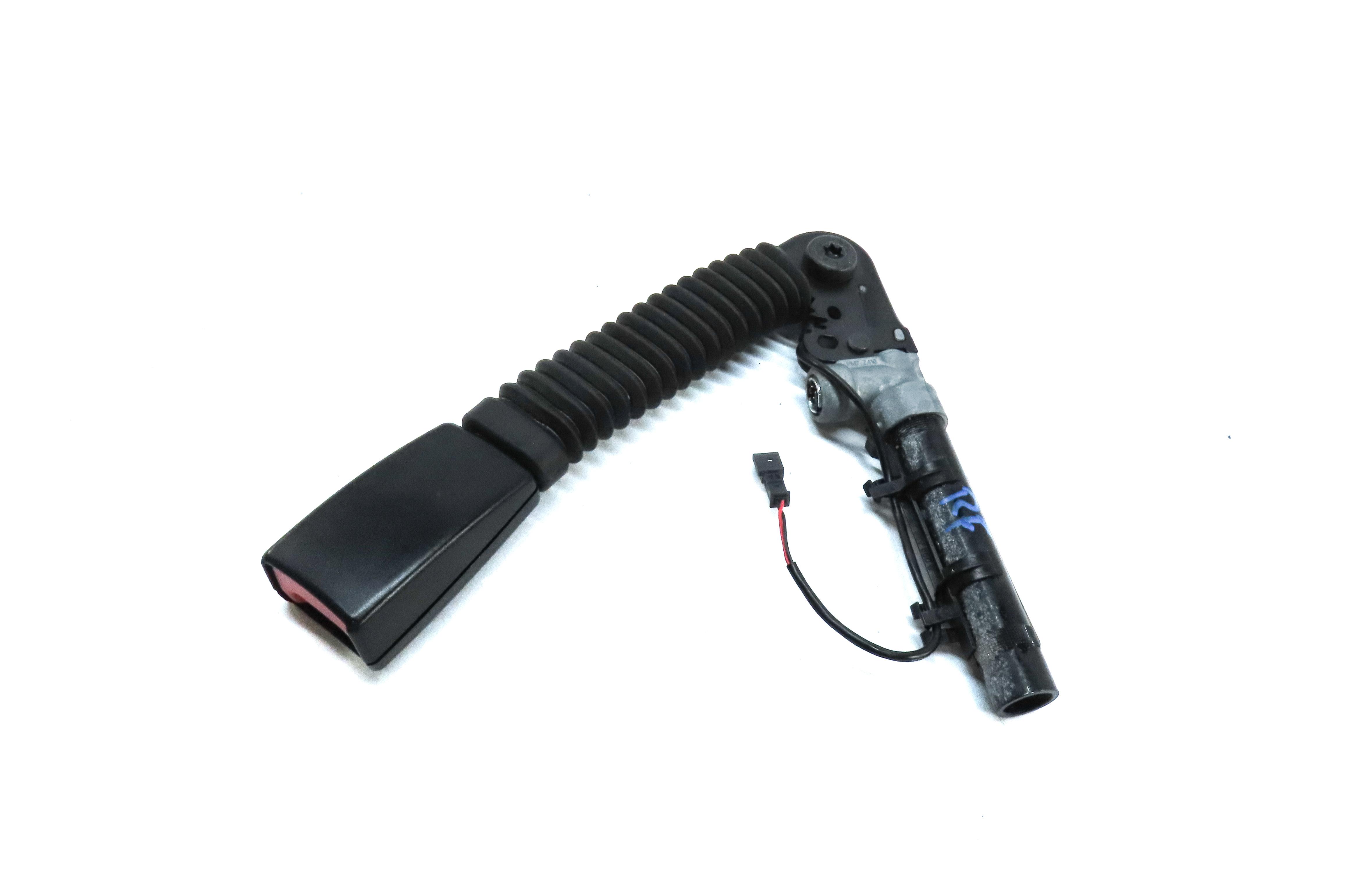 13-16 BMW 5 7 SERIES (F01 F10) FRONT RIGHT PASSENGER SEATBELT BUCKLE RECEIVER — exact item pictured