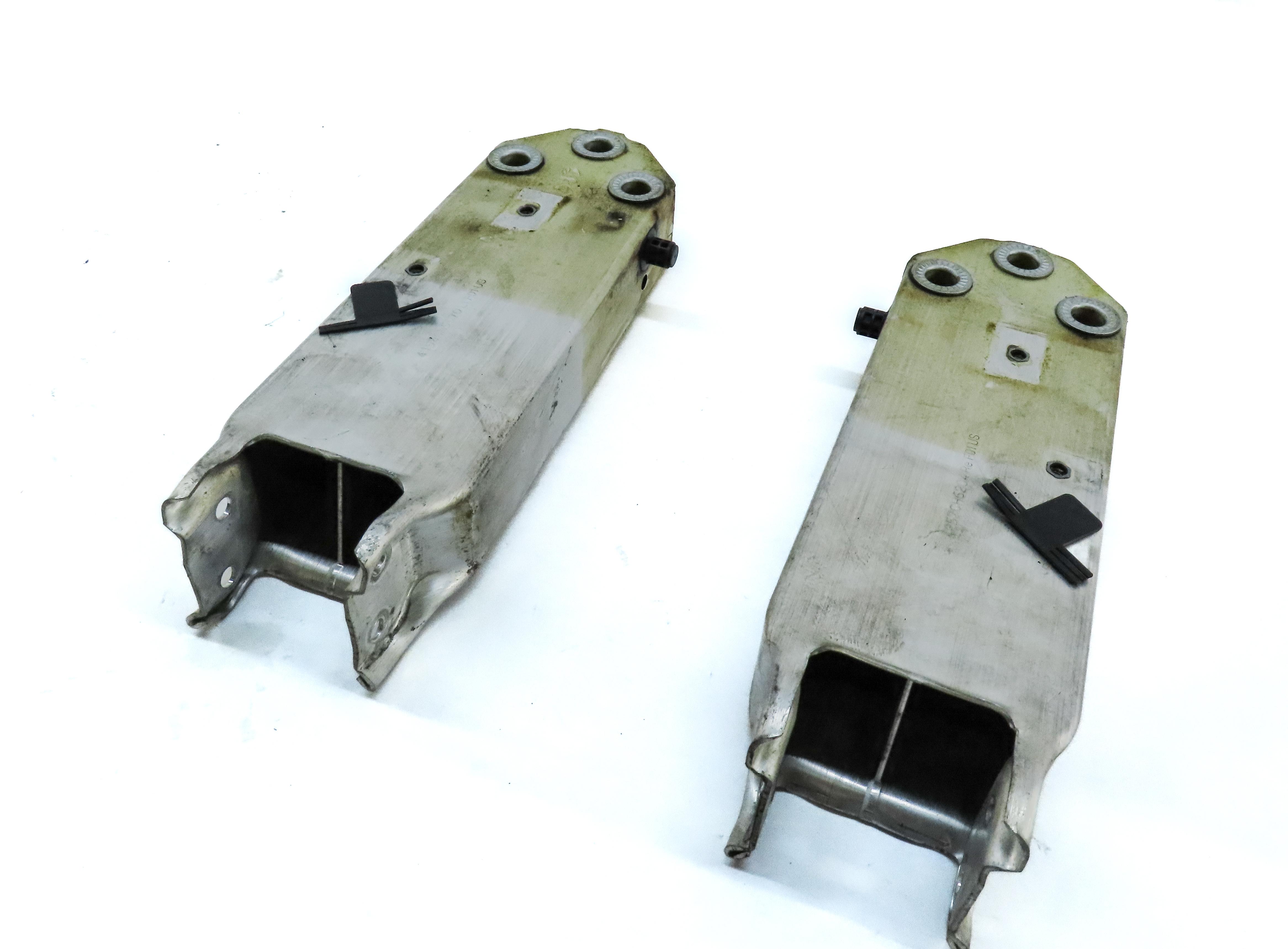 2015 BMW 750Li (F01) FRONT LEFT & RIGHT BUMPER REINFORCEMENT BAR BRACKET SET 2 — exact item pictured