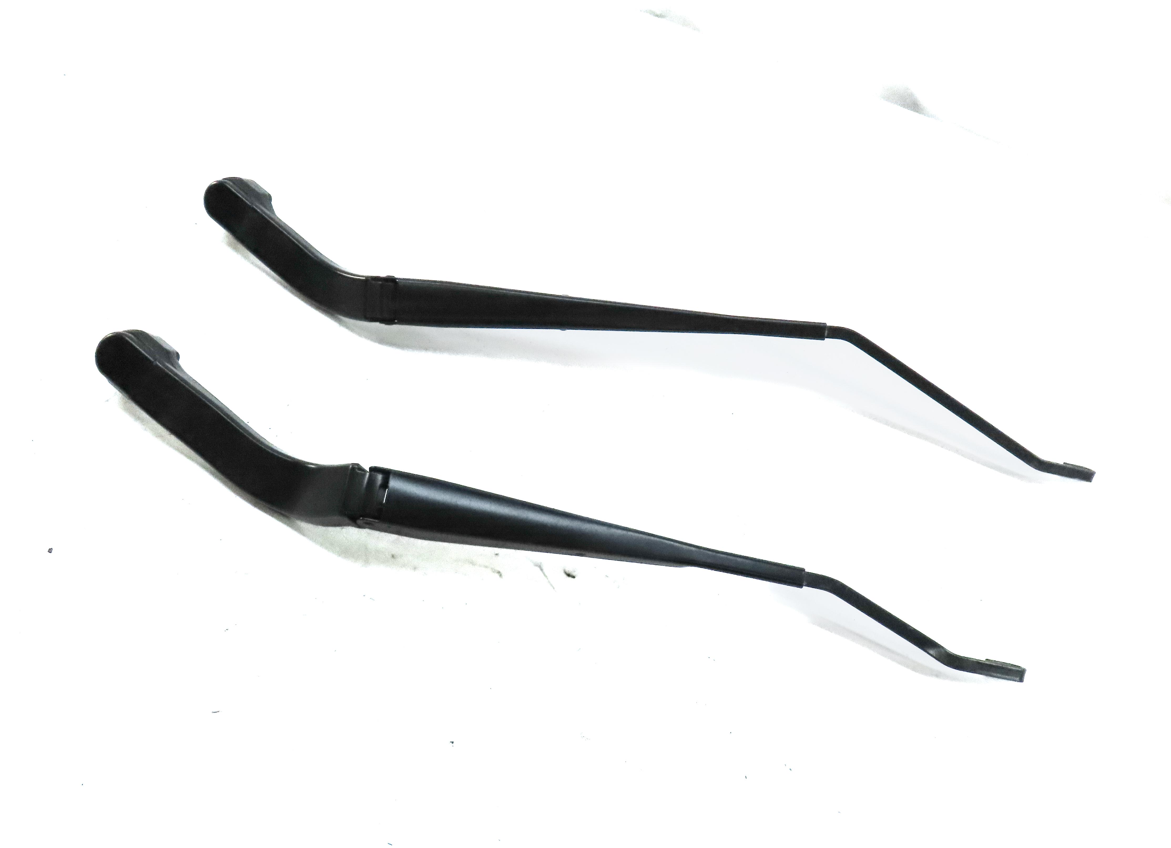 15-23 LAND ROVER DISCOVERY SPORT (L550) FRONT LEFT & RIGHT WINDSHIELD WIPER ARM — exact item pictured