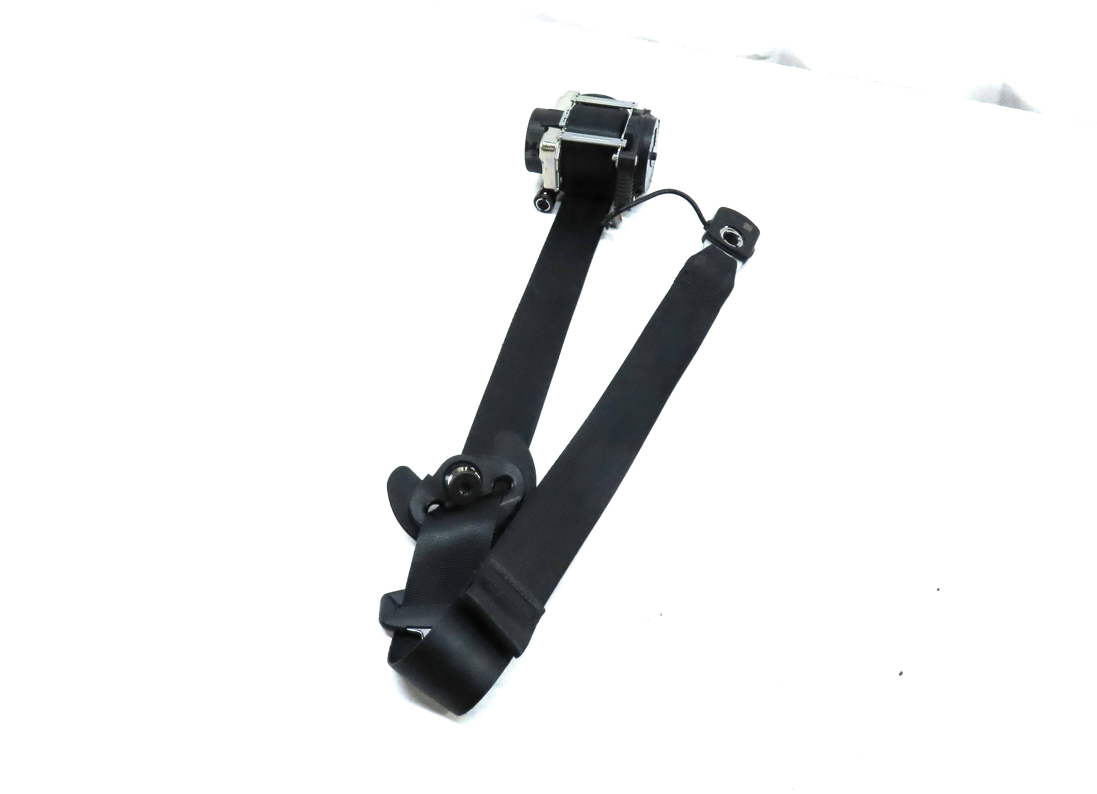 15-19 LAND ROVER DISCOVERY SPORT (L550) RIGHT FRONT SEATBELT RETRACTOR (BLACK) — exact item pictured