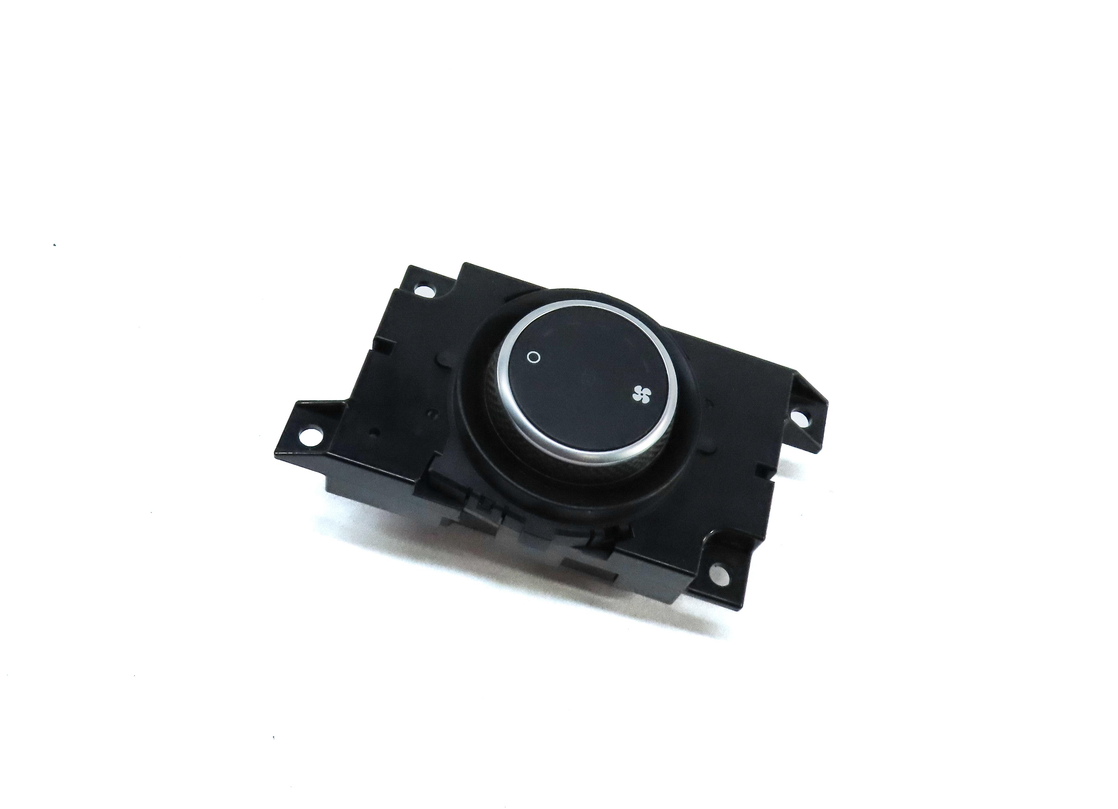2015-2019 LAND ROVER DISCOVERY SPORT (L550) REAR HEATER A/C FAN SPEED CONTROL — exact item pictured