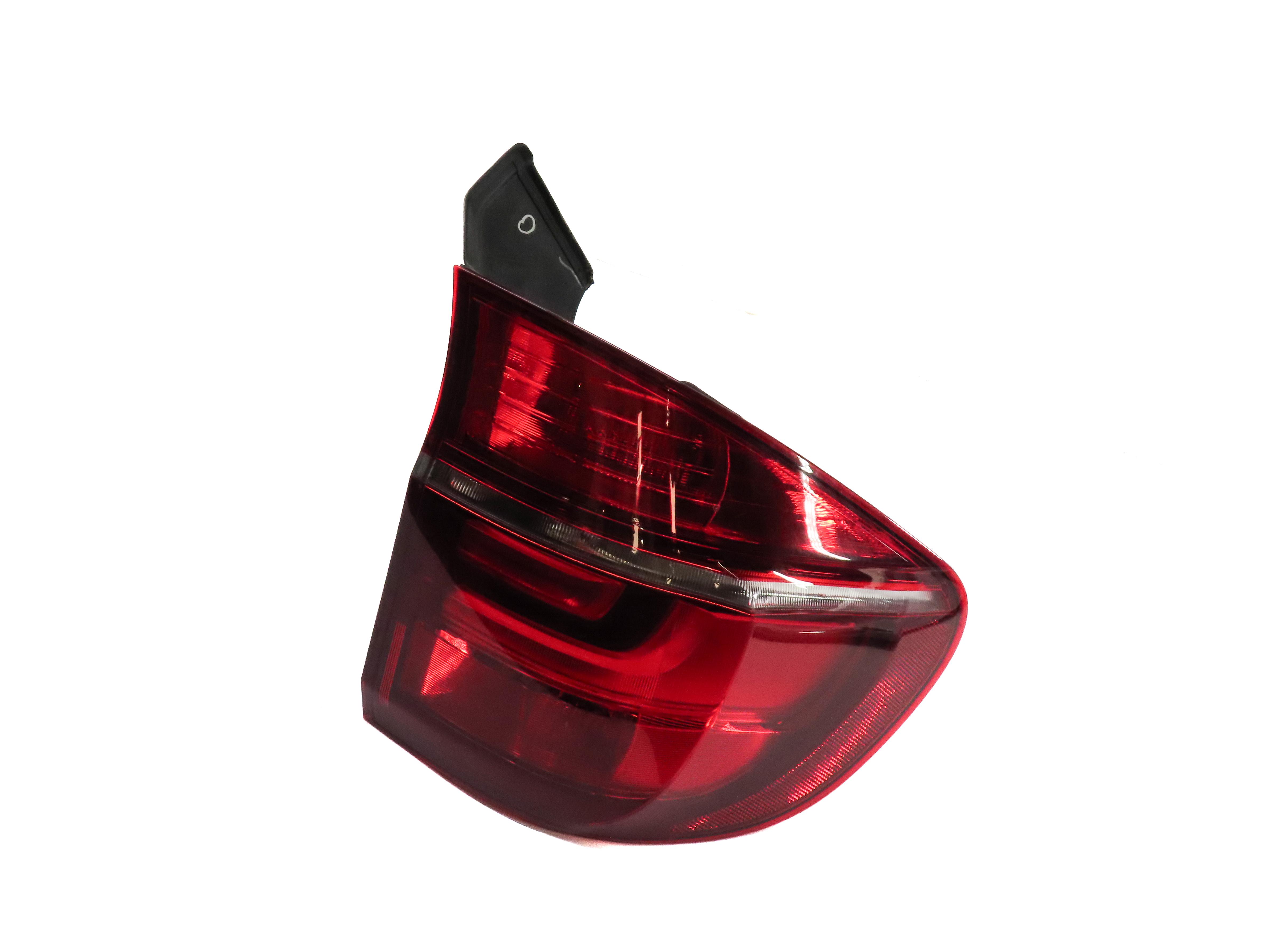 2011-2013 BMW X5 X5M (E70) RIGHT PASSENGER REAR OUTER TAILLIGHT BRAKE LIGHT LAMP — exact item pictured