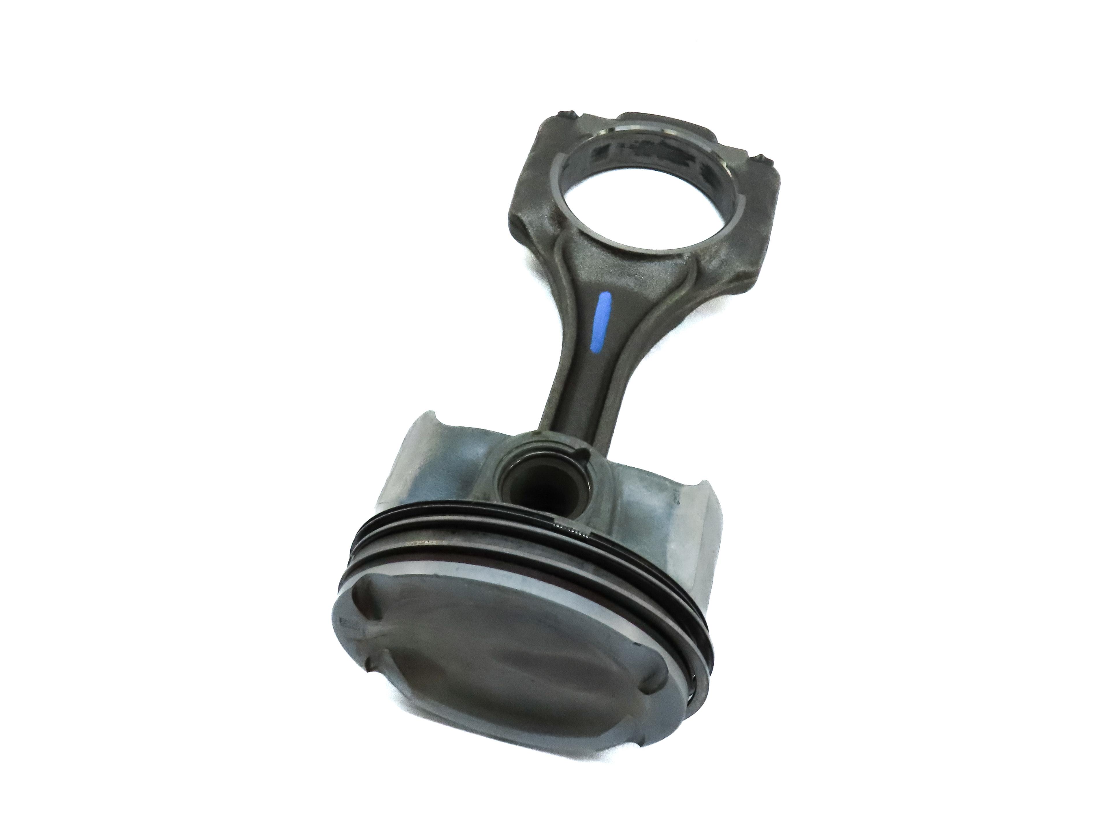 2013 BMW X5M ///M (E70) 4.4L TURBO S63 ENGINE LEFT PISTON & CONNECTING ROD — exact item pictured