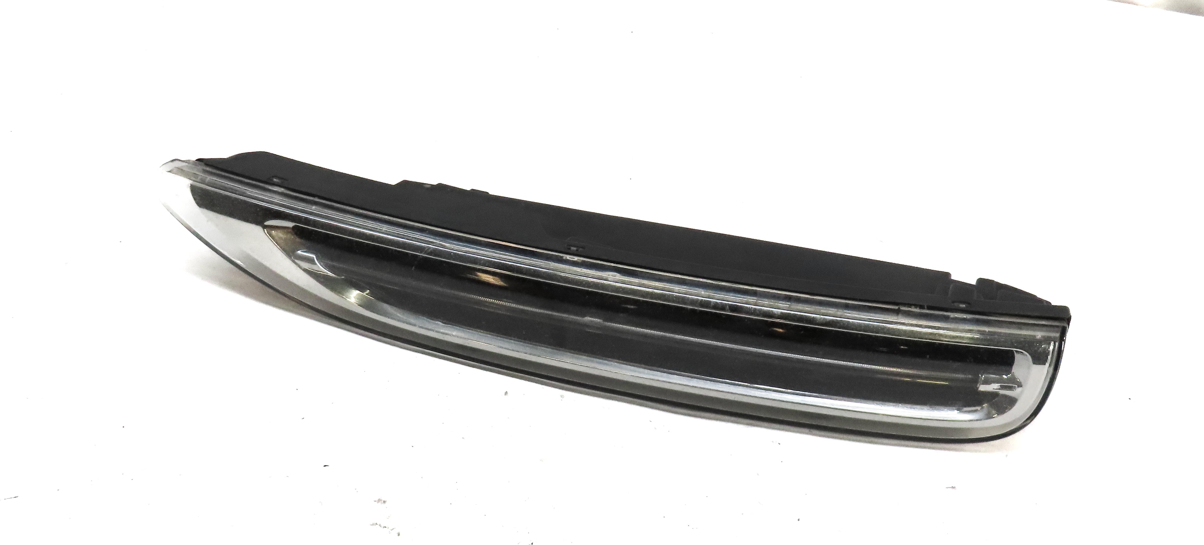 11-14 PORSCHE CAYENNE (958) RIGHT FRONT DRL DAY TIME RUNNING MARKER LIGHT LAMP — exact item pictured