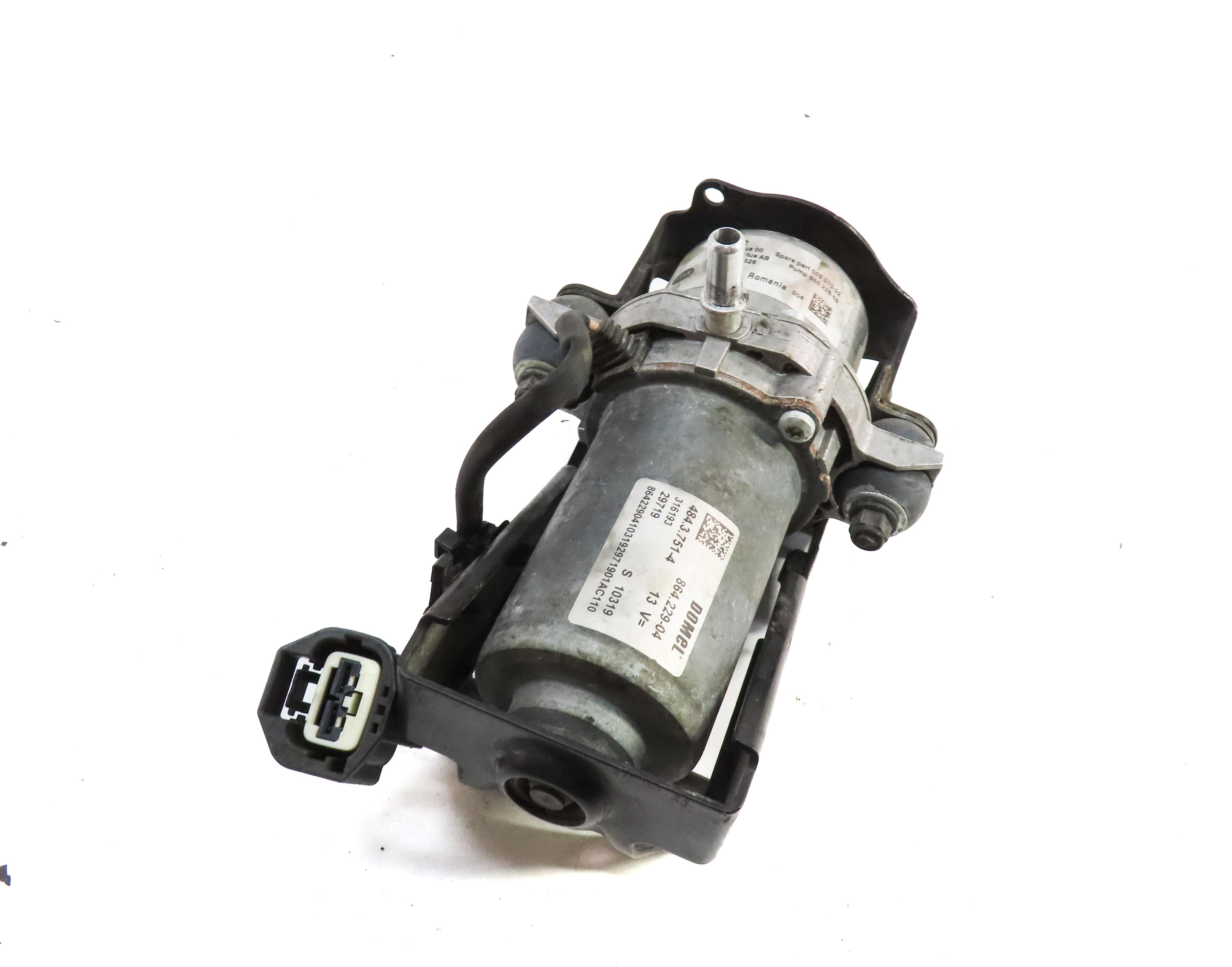 2014 PORSCHE CAYENNE (958) 3.0L HYBRID M06.EC ENGINE BRAKE BOOSTER VACUUM PUMP — exact item pictured